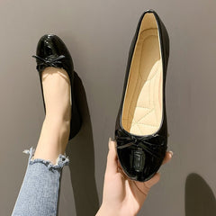 Round Toe Bow Flats Black OutfitFlow