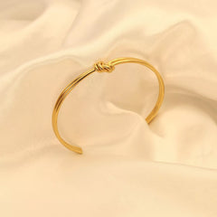 18K Gold-Plated Knot Open Bracelet Gold onesize OutfitFlow