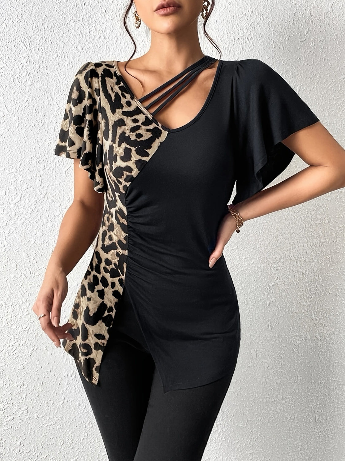 Ruched Leopard Flutter Sleeve T-Shirt