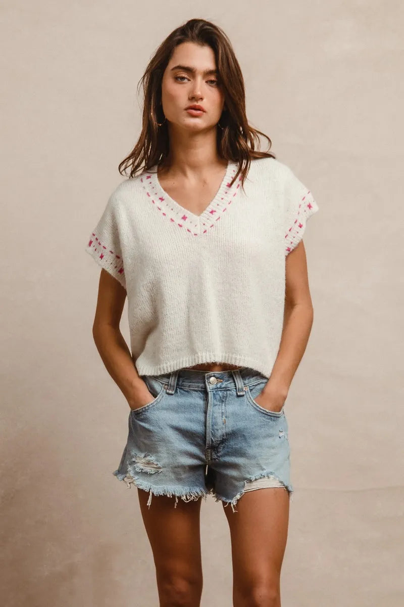 BiBi Knit Solid Contrast Stitch Detail Short Sleeves Sweater OutfitFlow