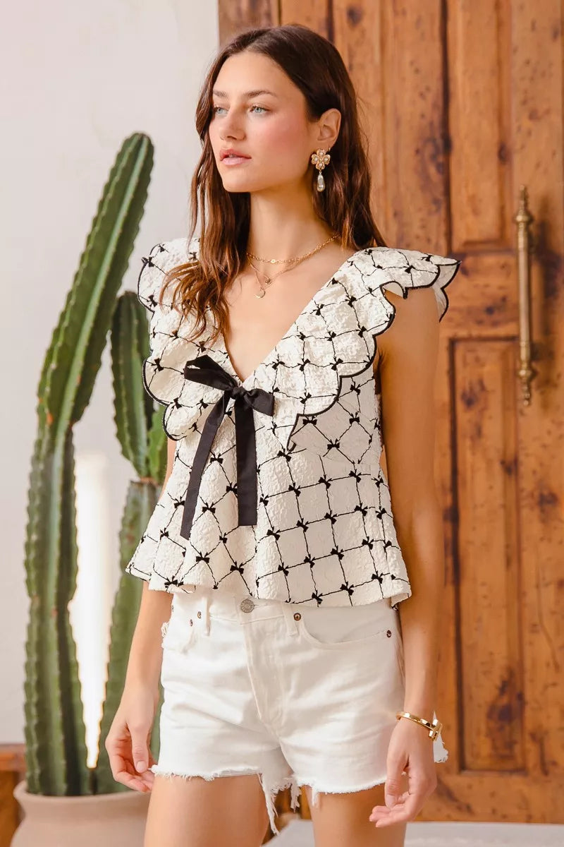 SO ME Bow Texture Jacquard Woven Top with Scallop and Tie Trendsi