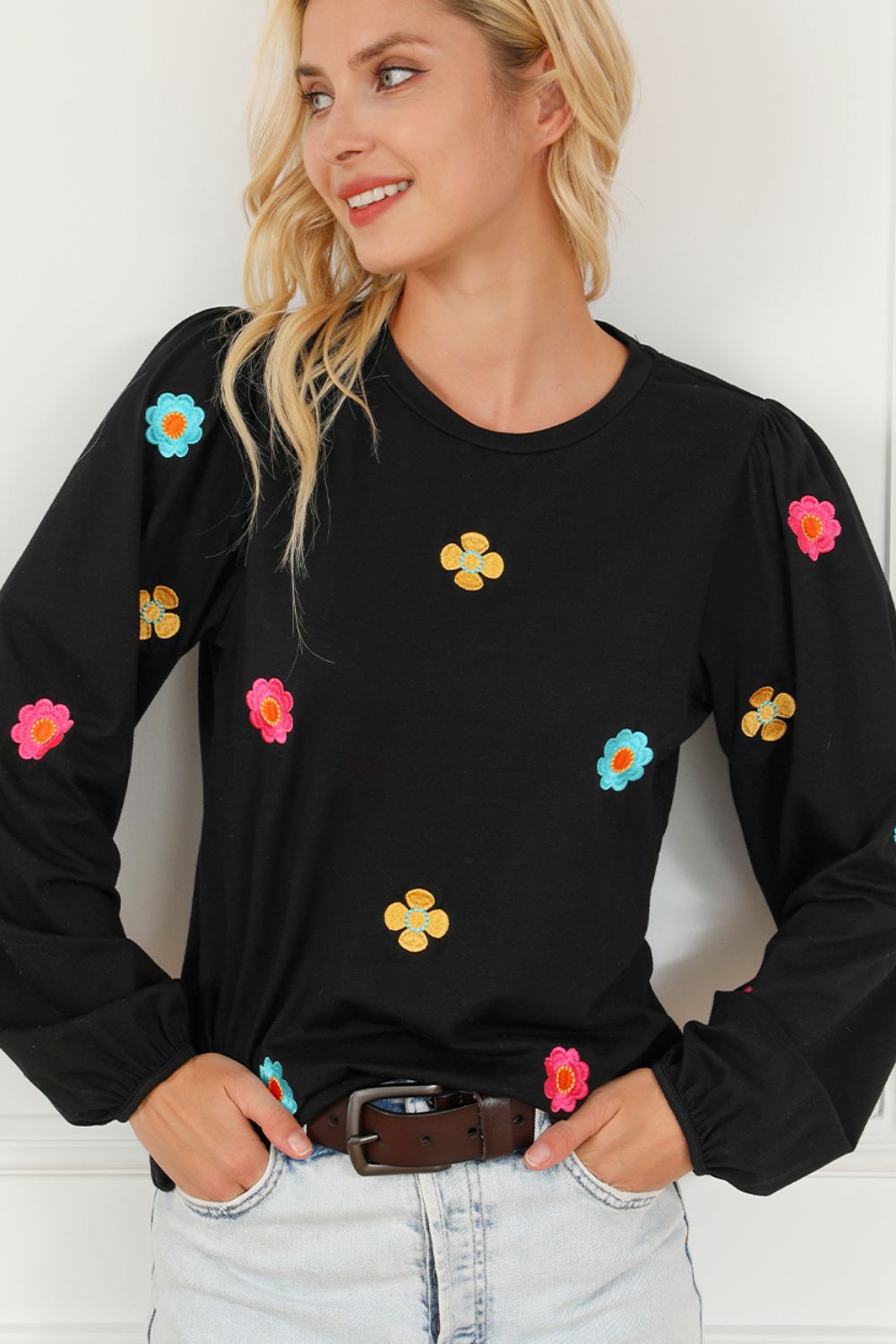 Outfit Flow - Flower Round Neck Long Sleeve Sweater