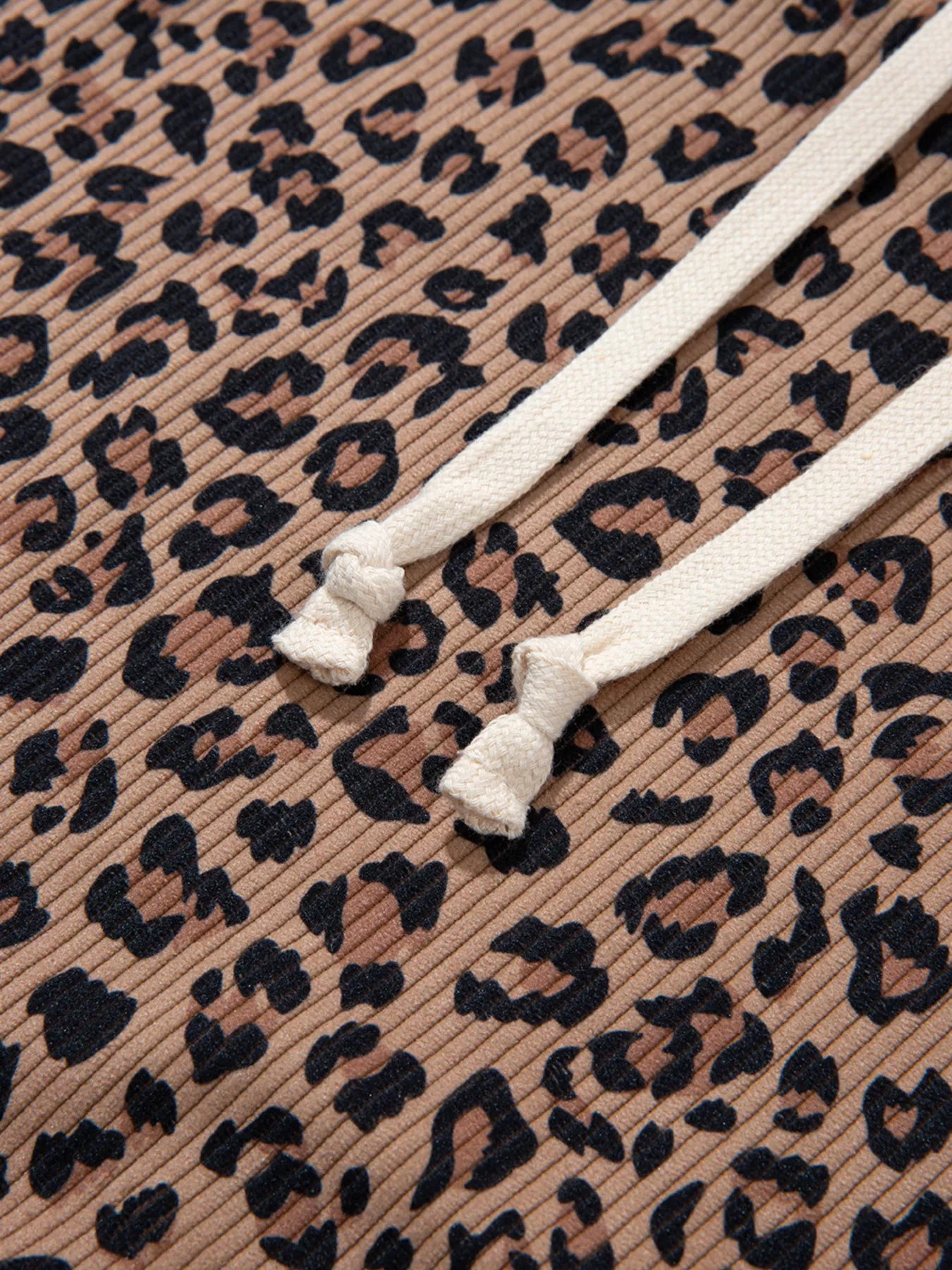 Ribbed Leopard Print Contrast Collar Zip Hoodie OutfitFlow