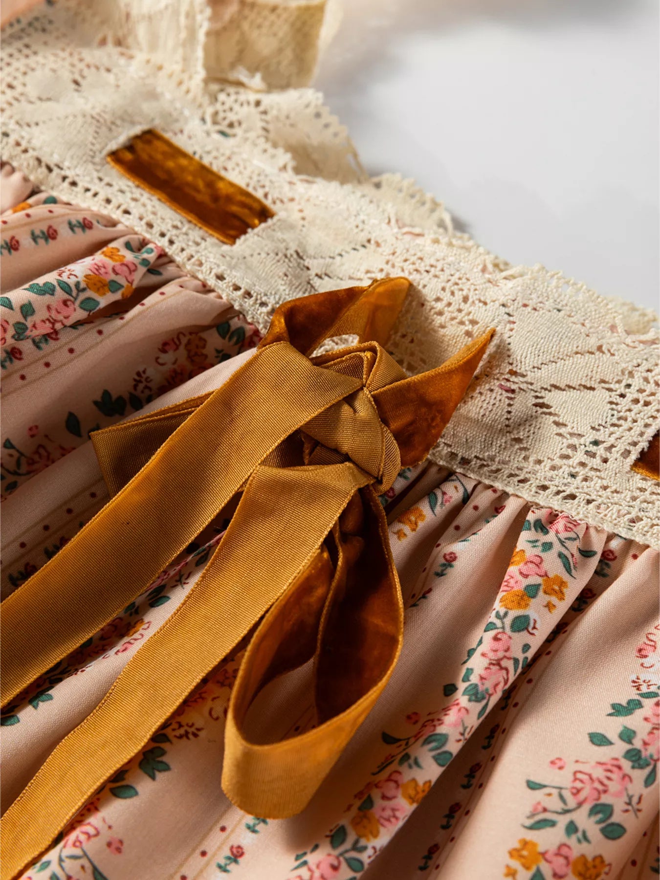 Floral Print Bow Lace Patchwork Long Sleeve Loose Mini Dress Trendsi