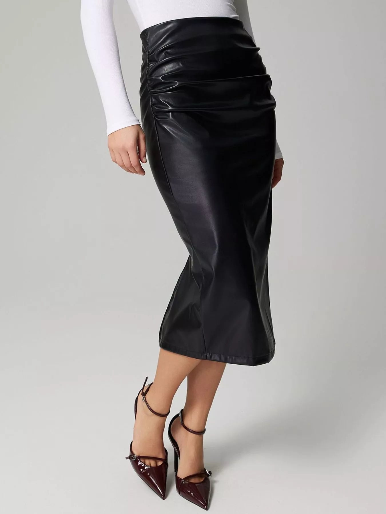 Slit Back Leather Skirt OutfitFlow
