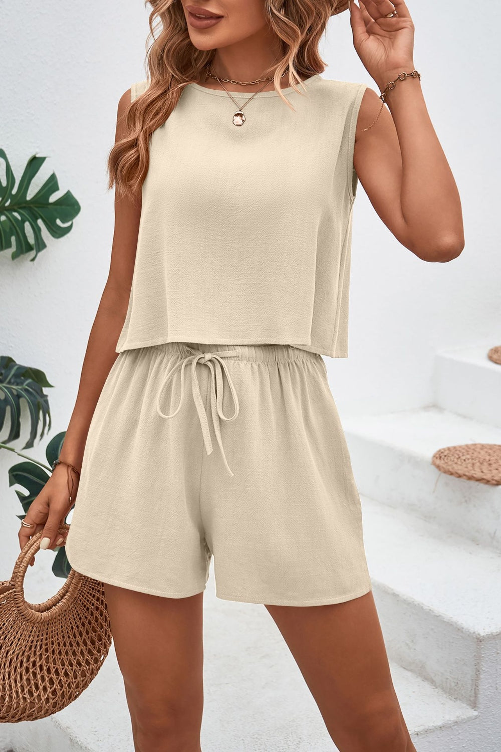 Outfit Flow - Round Neck Top and Drawstring Shorts Set