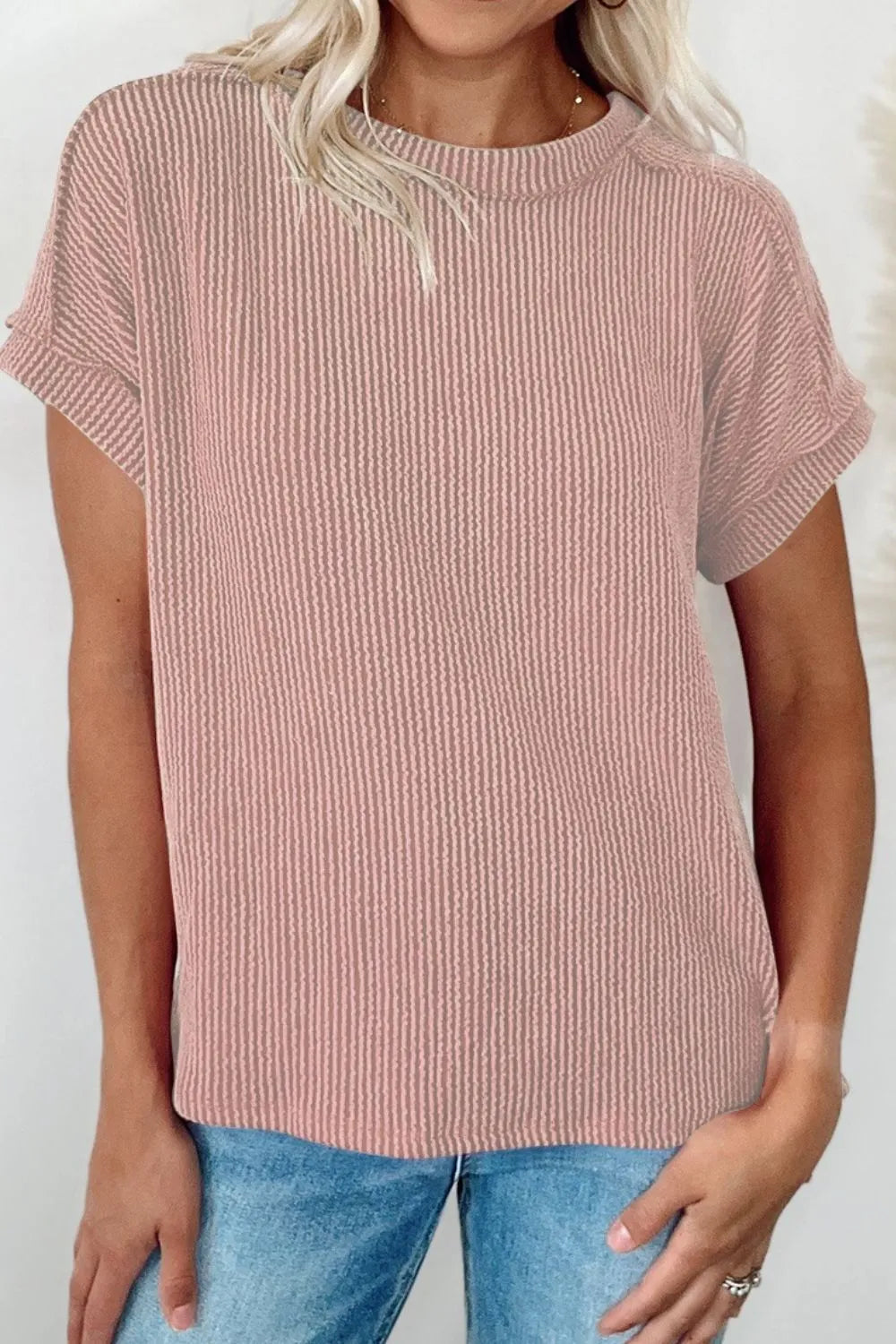 Casual Ribbed Short Sleeve Round Neck T-Shirt OutfitFlow