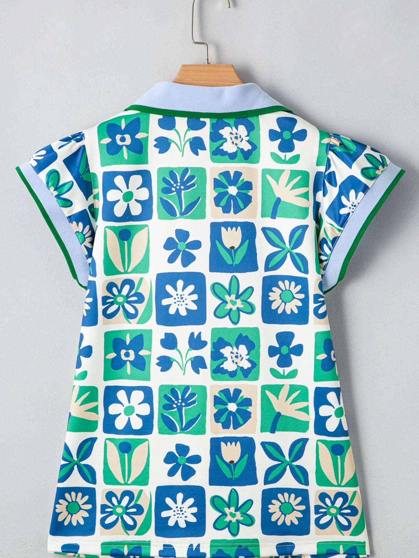 Floral Print Collared Blouse with Flutter Sleeves OutfitFlow