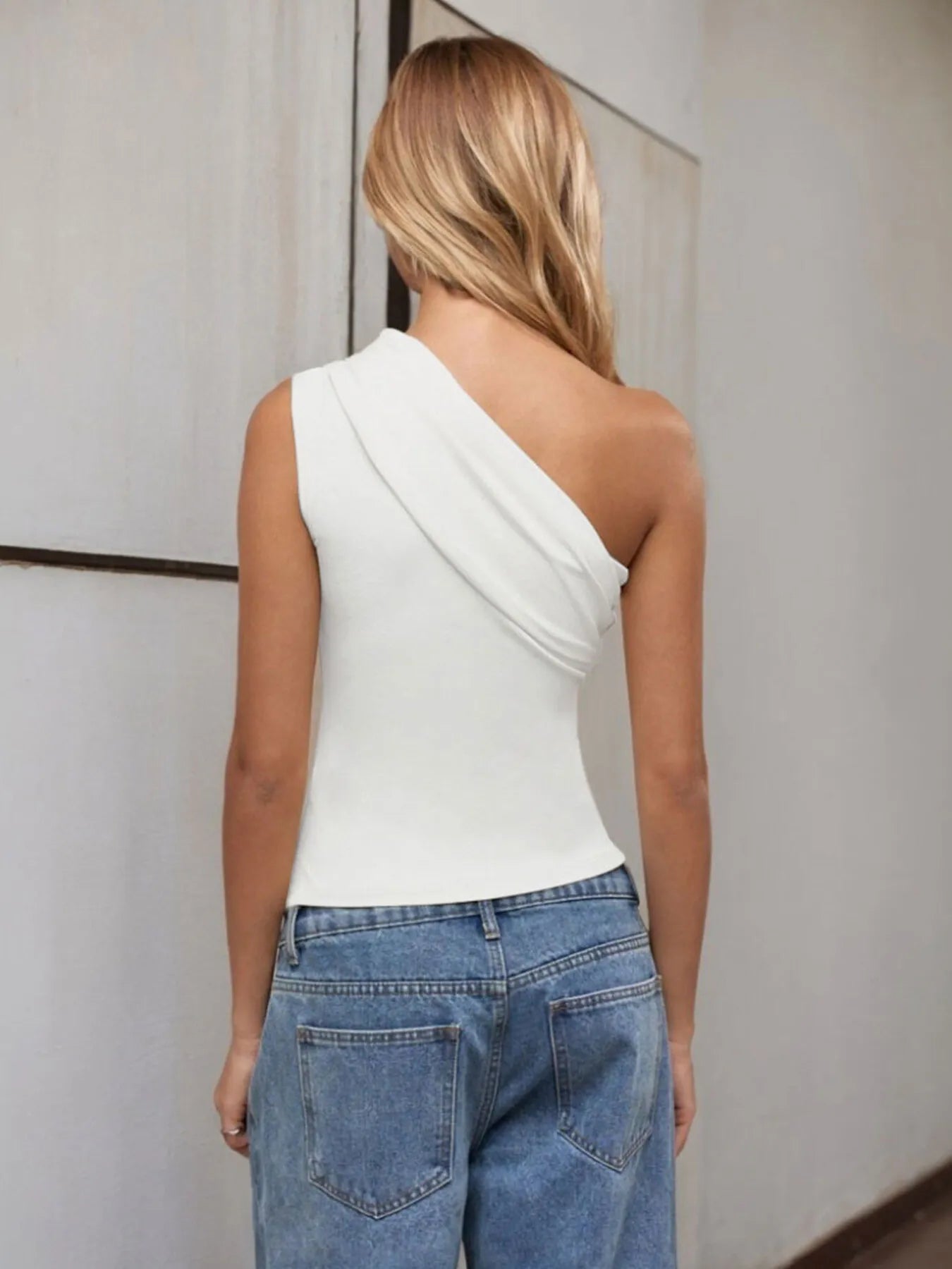 One-Shoulder Tank Top OutfitFlow