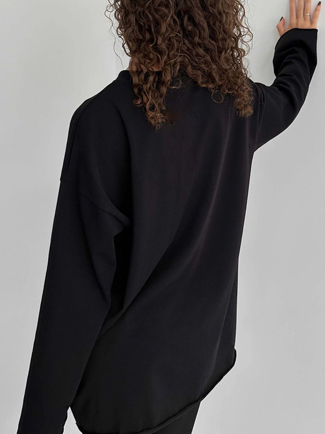 Round Neck Long Sleeve T-Shirt