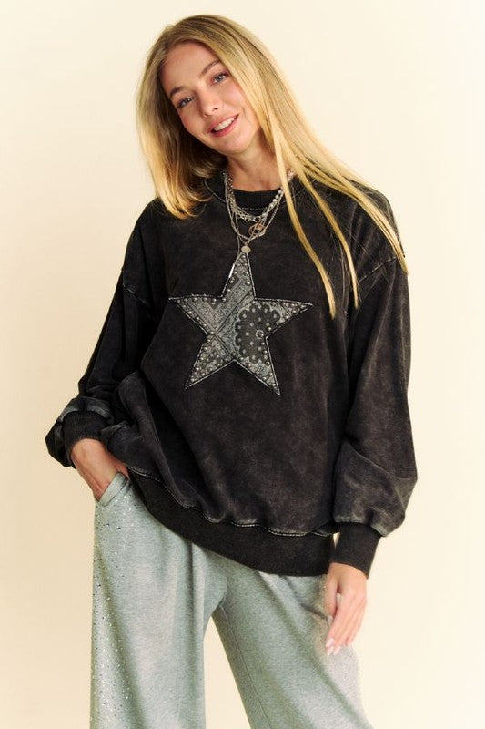 Outfit Flow - Davi & Dani Stud Star Patch Acid Washed Sweatshirt