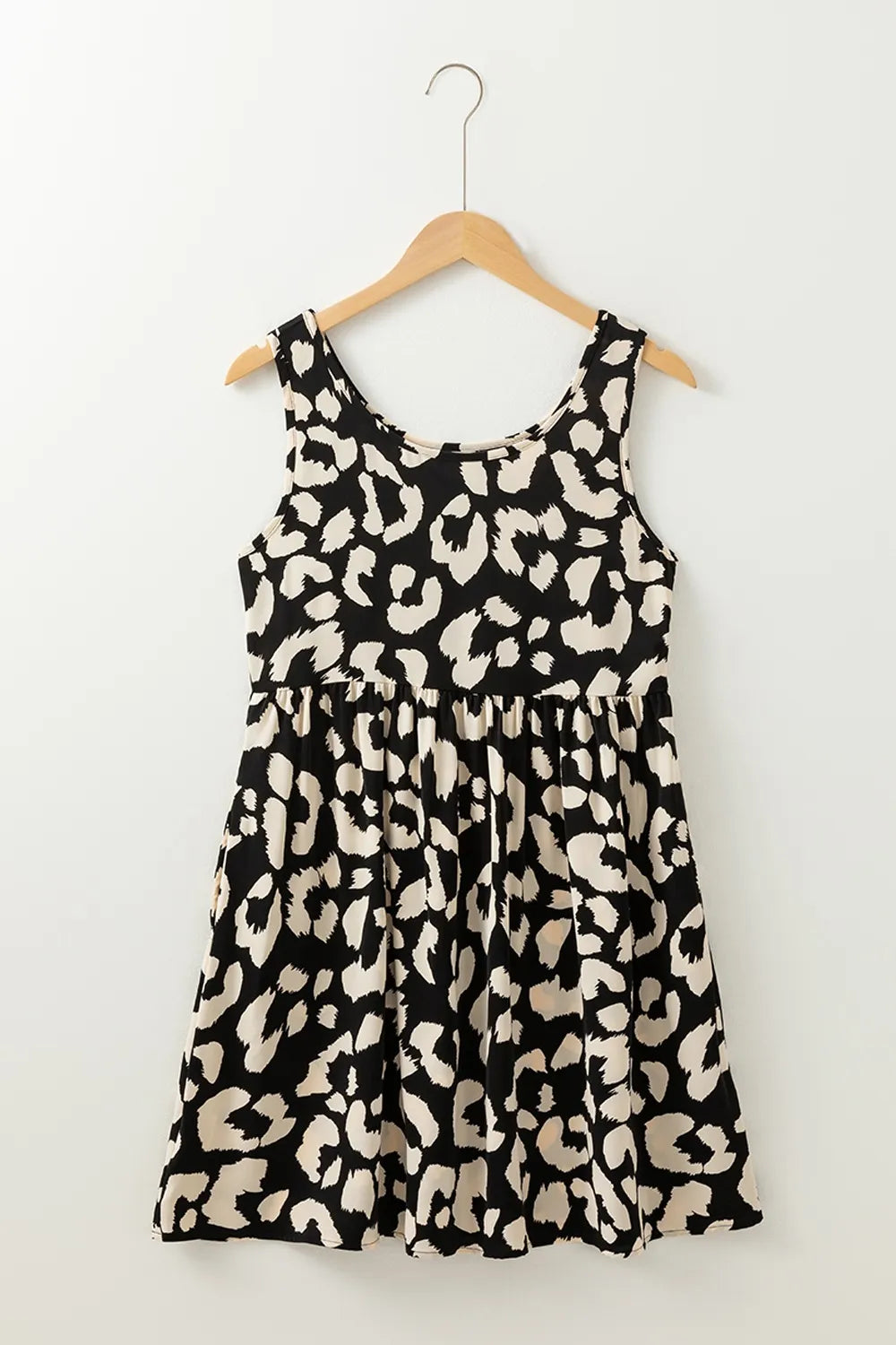 Leopard Print Sleeveless Summer Mini Dress OutfitFlow