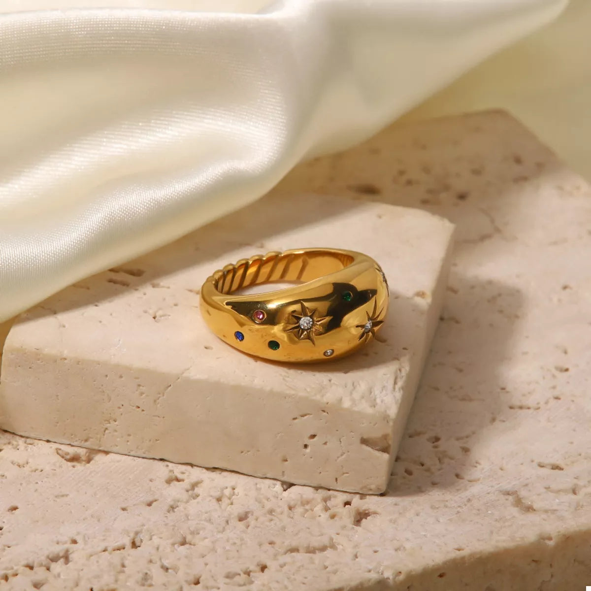 18K Gold-Plated Zircon Ring OutfitFlow
