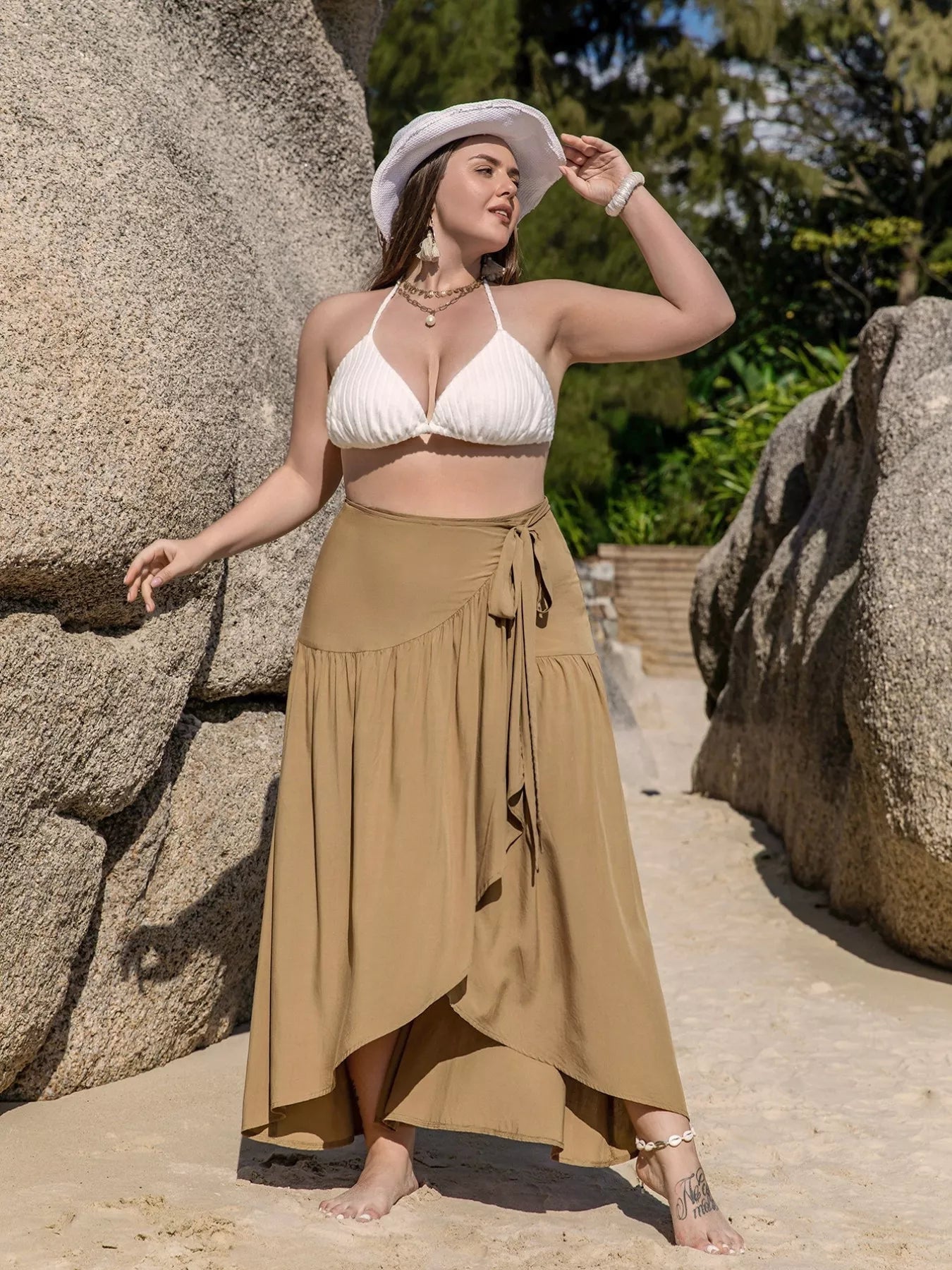 Plus Size High-Low Skirt with Tie Detail OutfitFlow