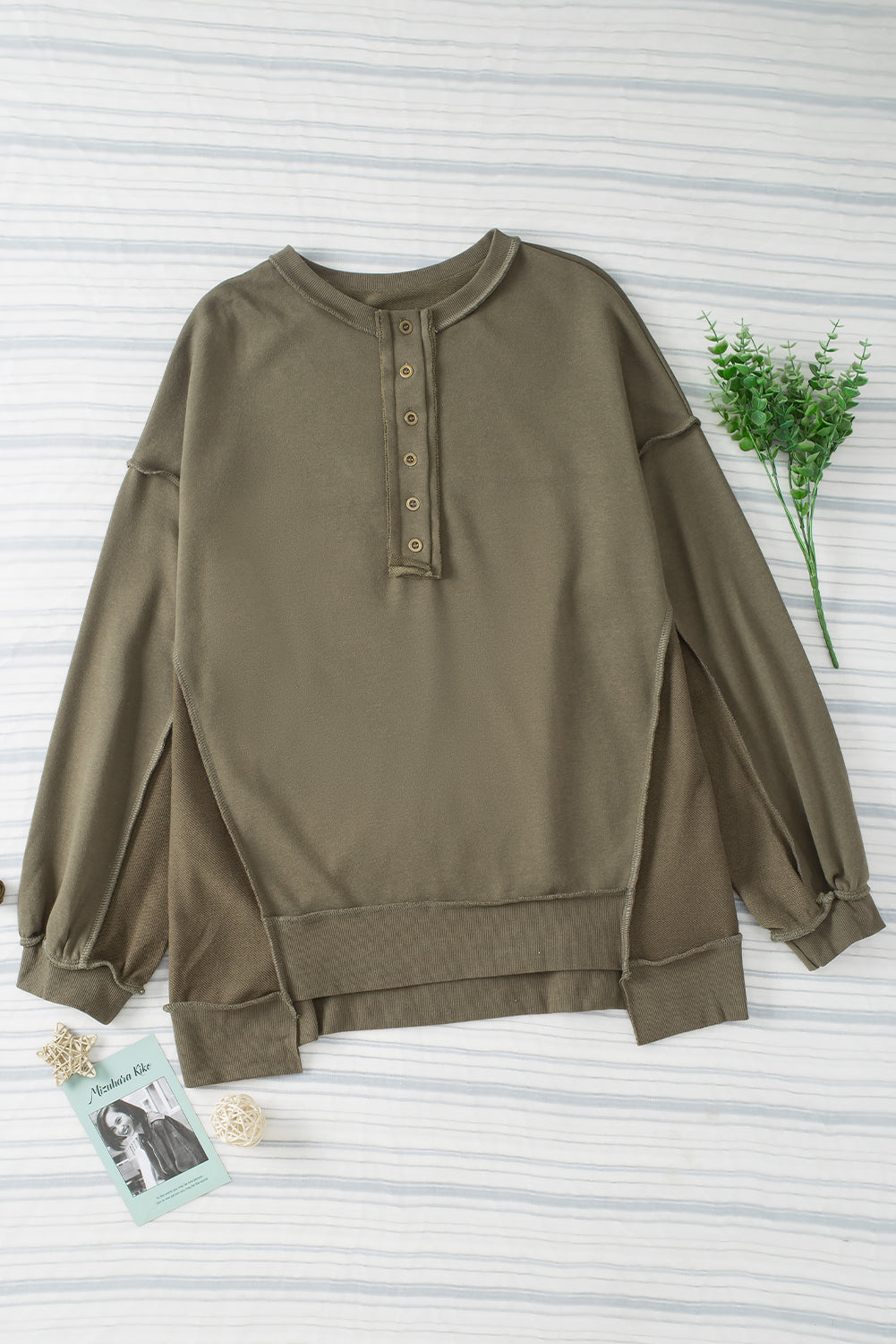 Outfit Flow - Exposed Seam Long Sleeve Sweatshirt