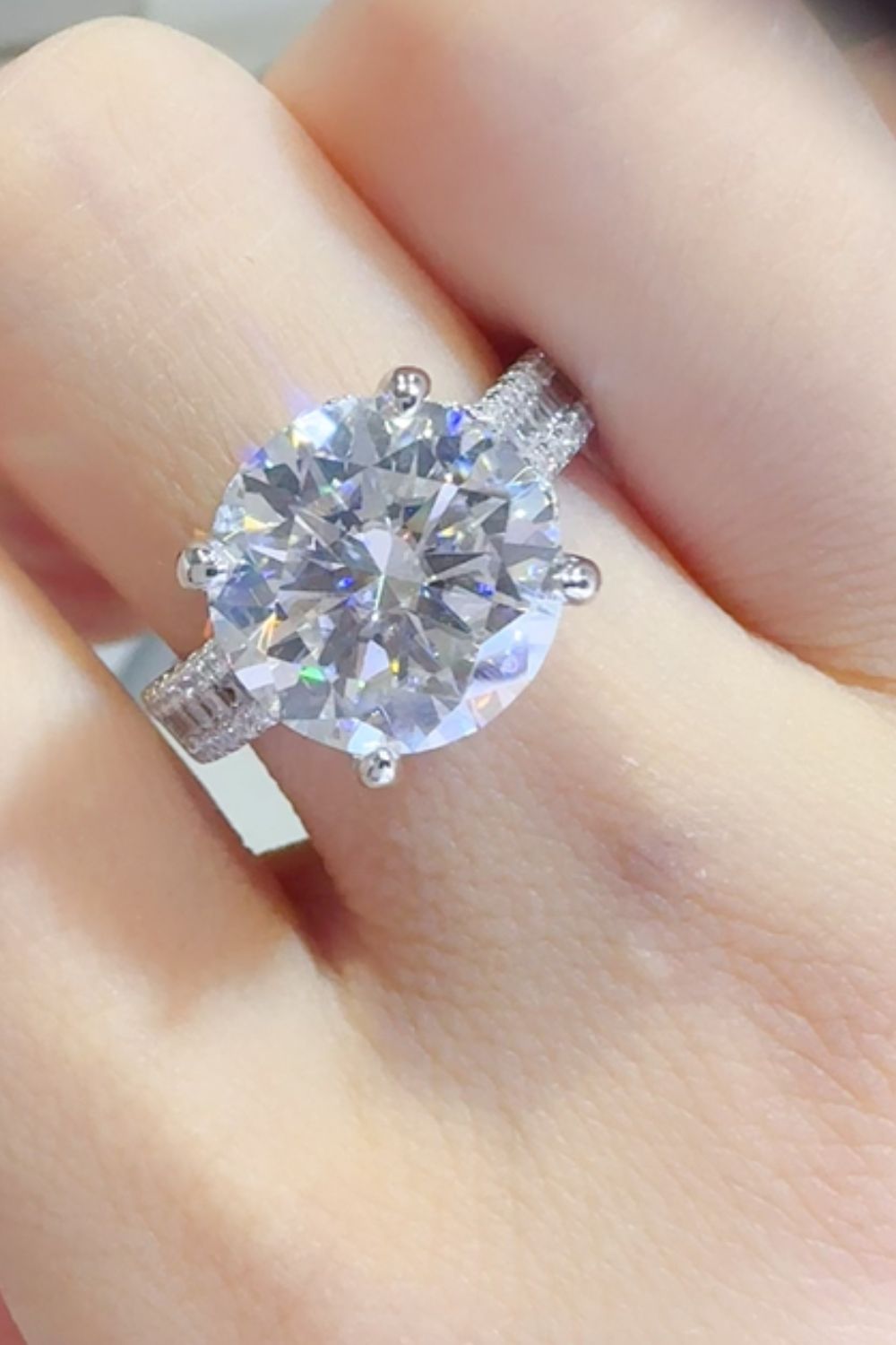 Outfit Flow - 5 Carat Moissanite 925 Sterling Silver Ring