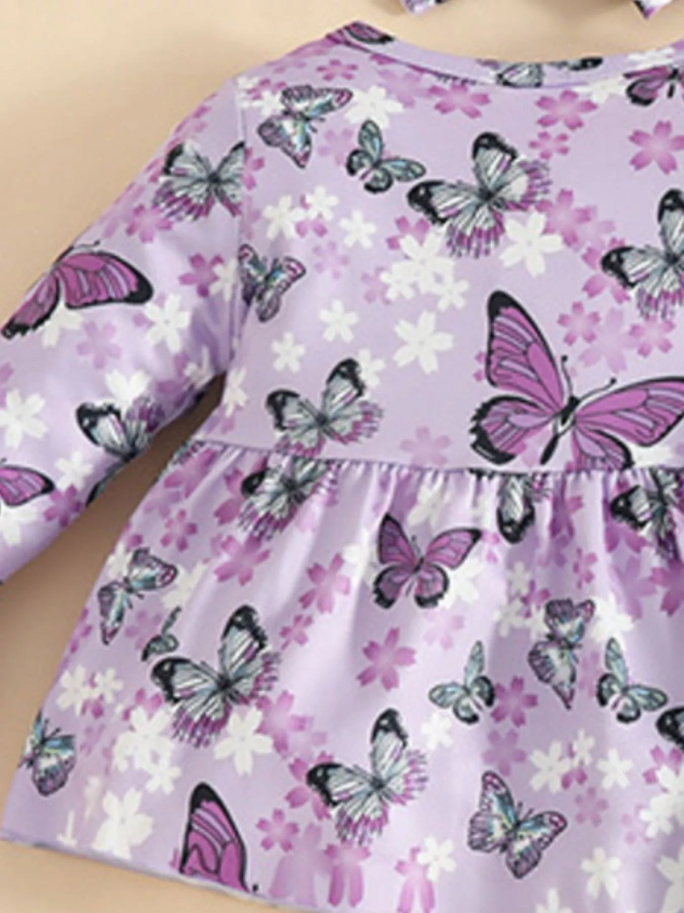 Children's Ladybug Print Ruffle Hem Top & Jeans Set with Headband Trendsi
