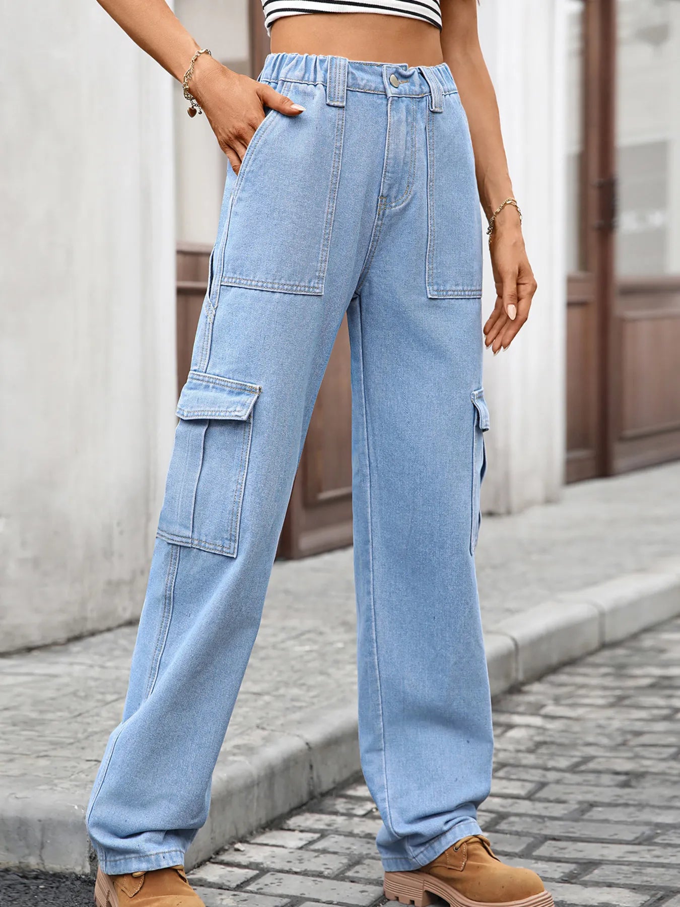 High-Waisted Cargo Jeans OutfitFlow