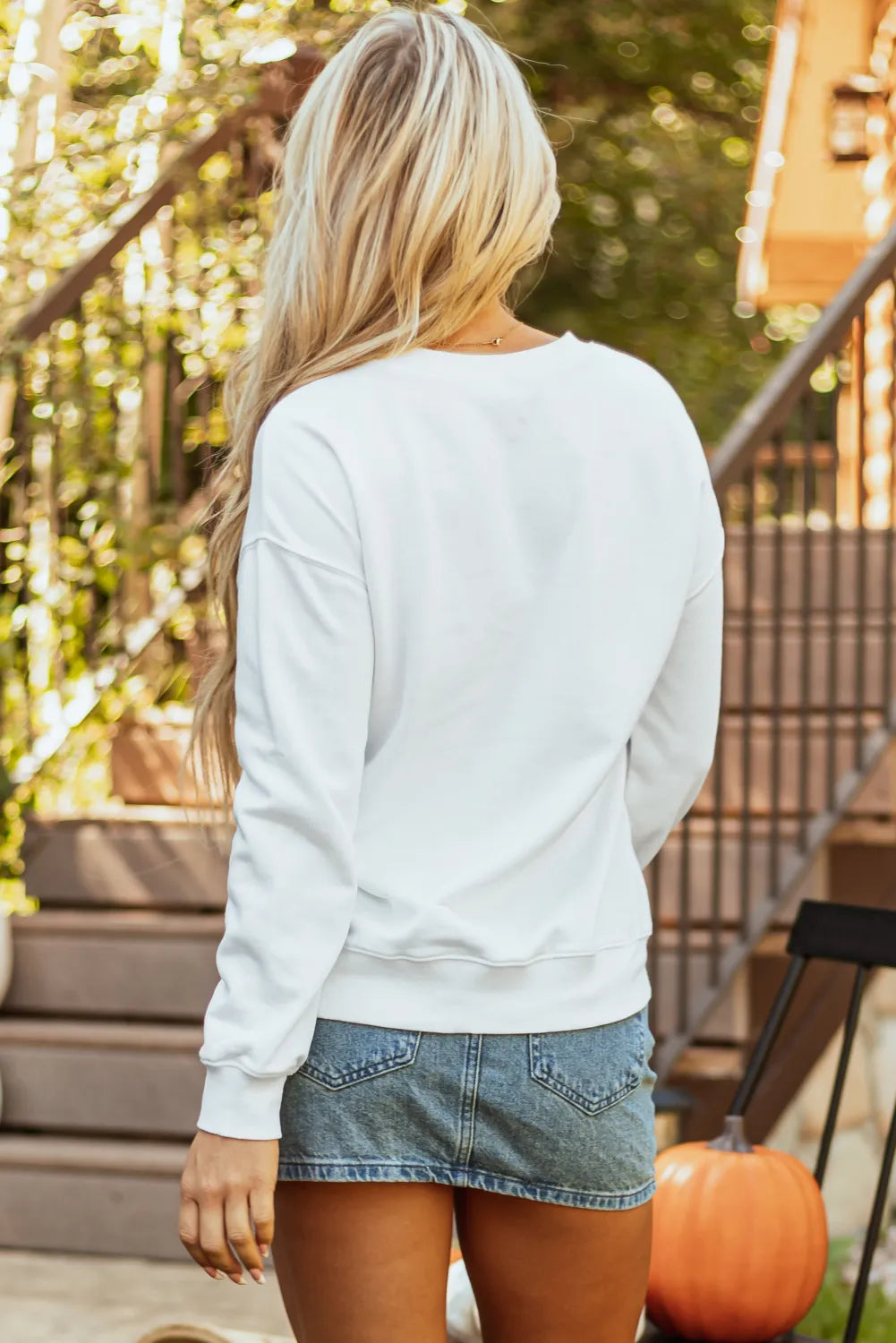 Pumpkin Graphic Long Sleeve Sweatshirt OutfitFlow