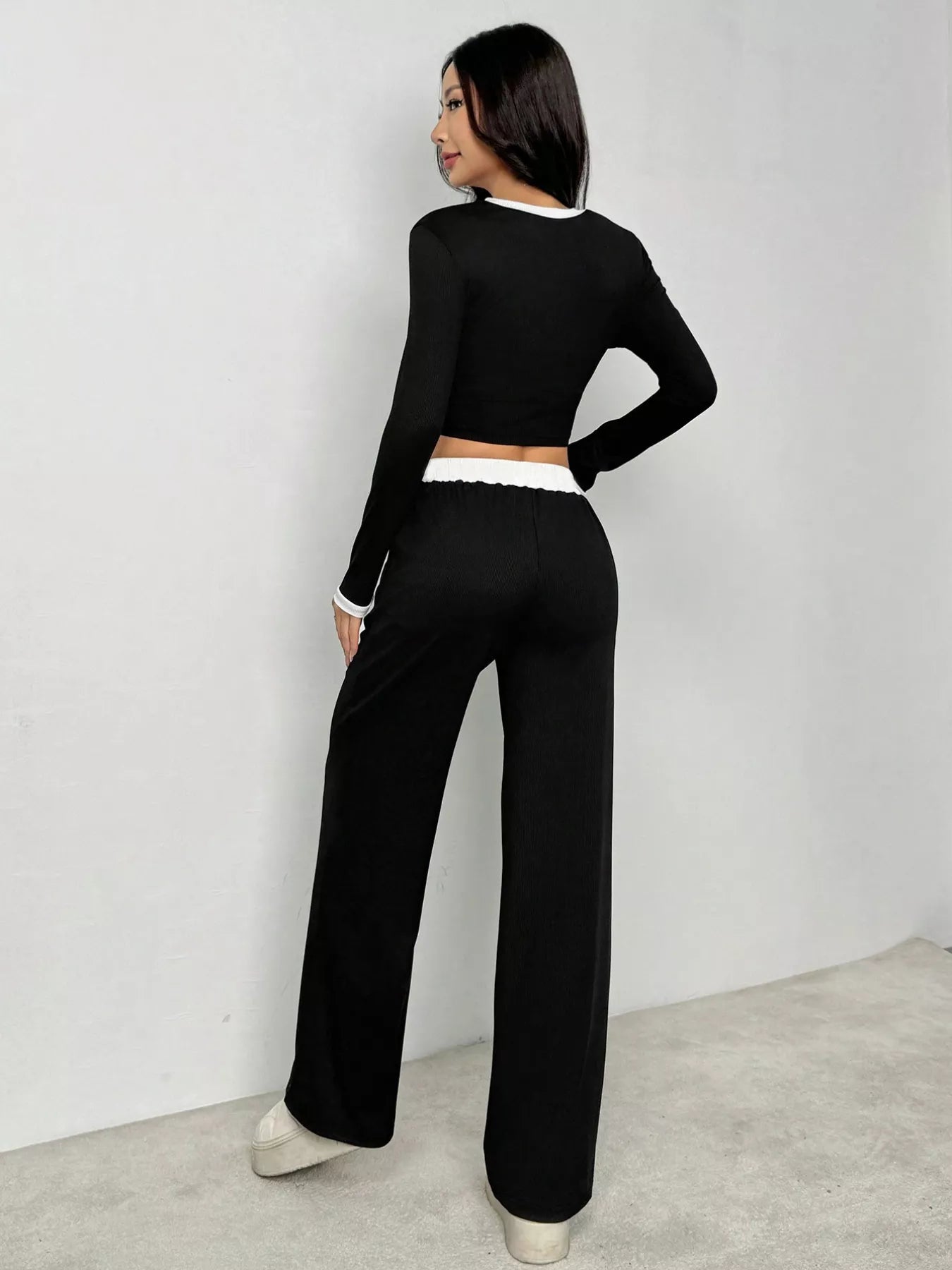 Contrast Trim Crop Top and Wide Leg Pants Set OutfitFlow