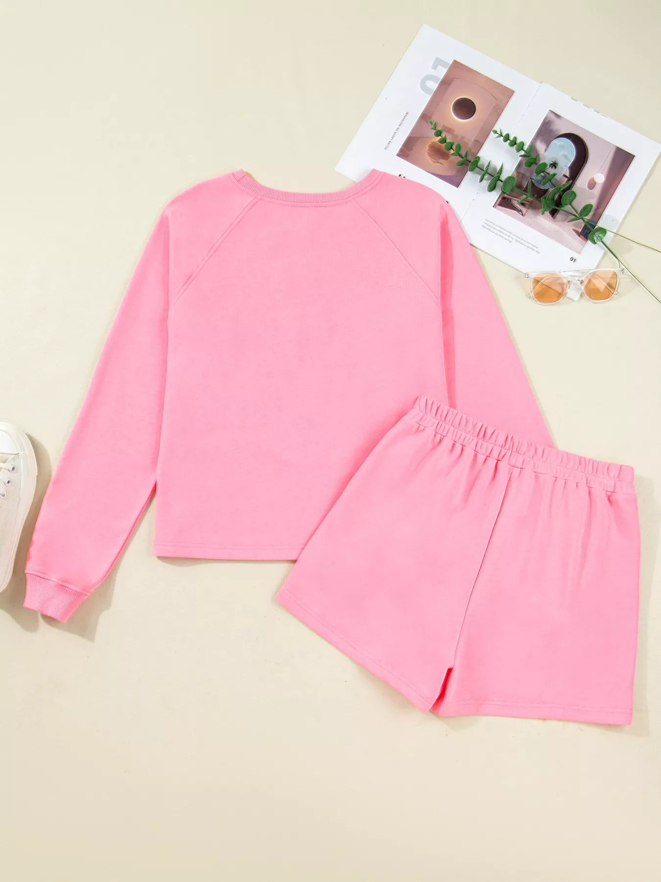 Plaid Contrasted Double Christmas Tree Patched Raglan Sleeve Pullover 2pcs Short Set OutfitFlow