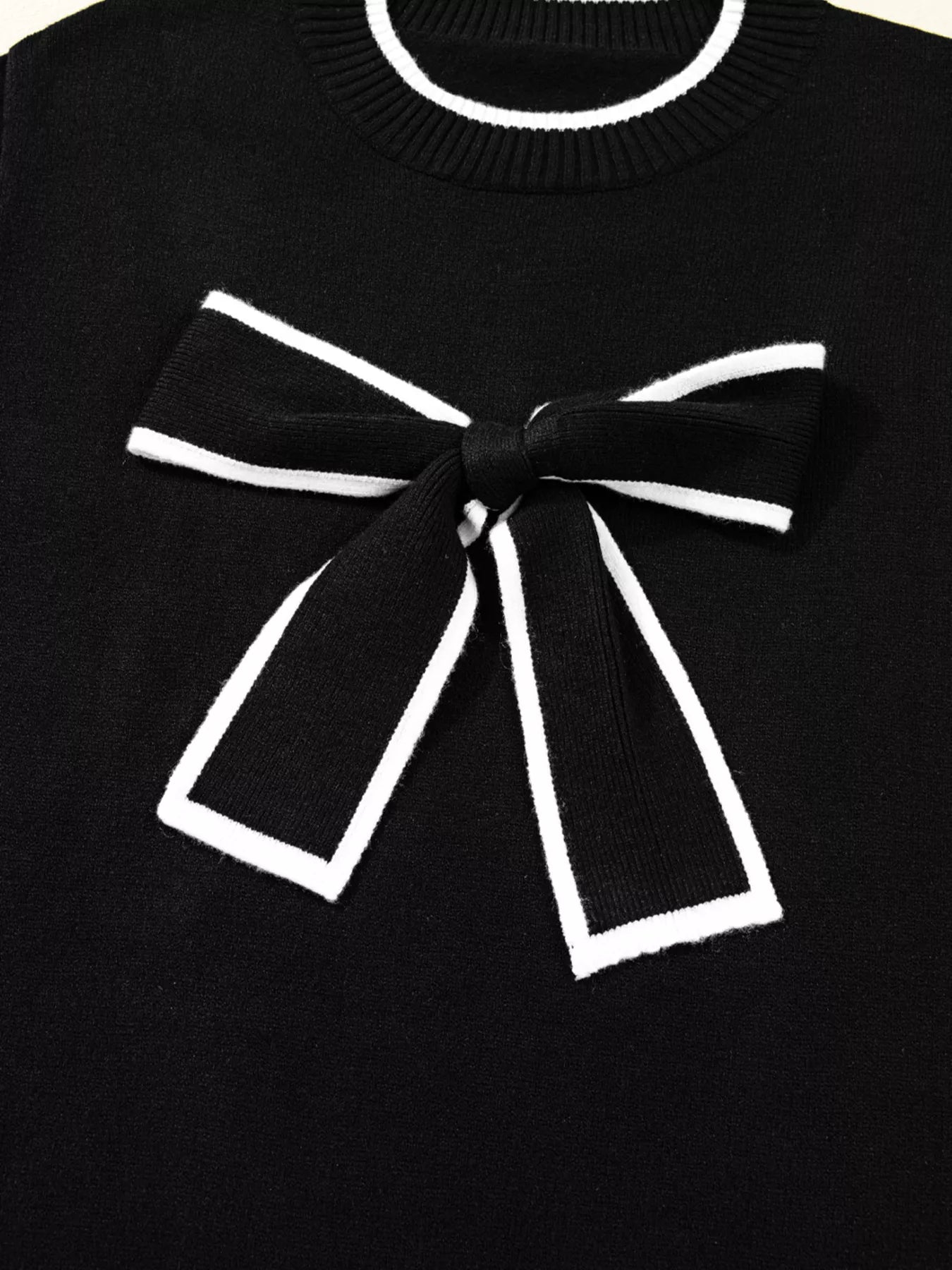 Contrast Trim Bow Accent Holiday Cropped Sweater OutfitFlow