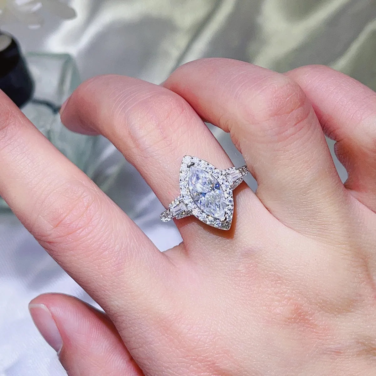2 Carat Moissanite 925 Sterling Silver Ring White OutfitFlow
