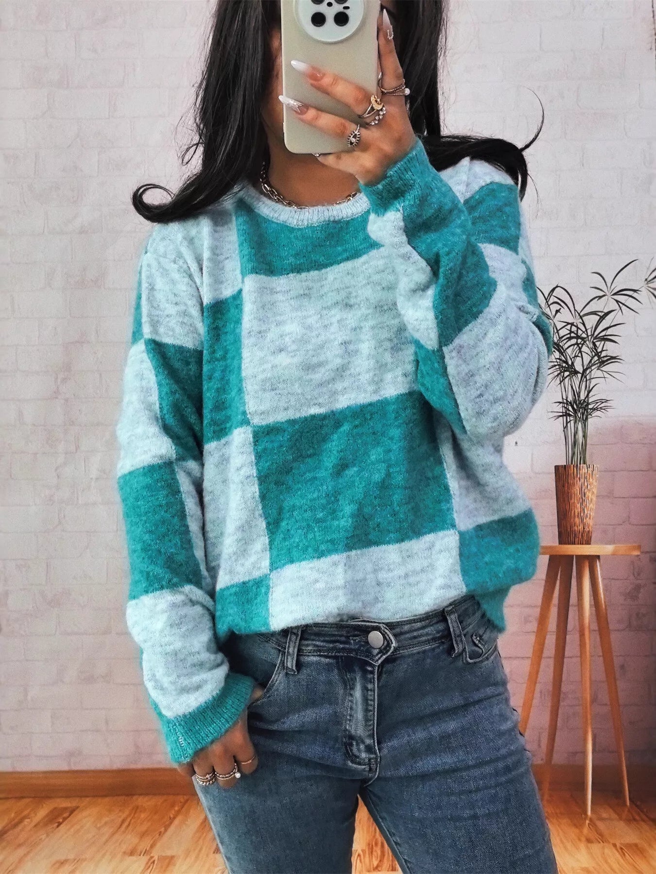 Color Block Round Neck Sweater Green One Size OutfitFlow