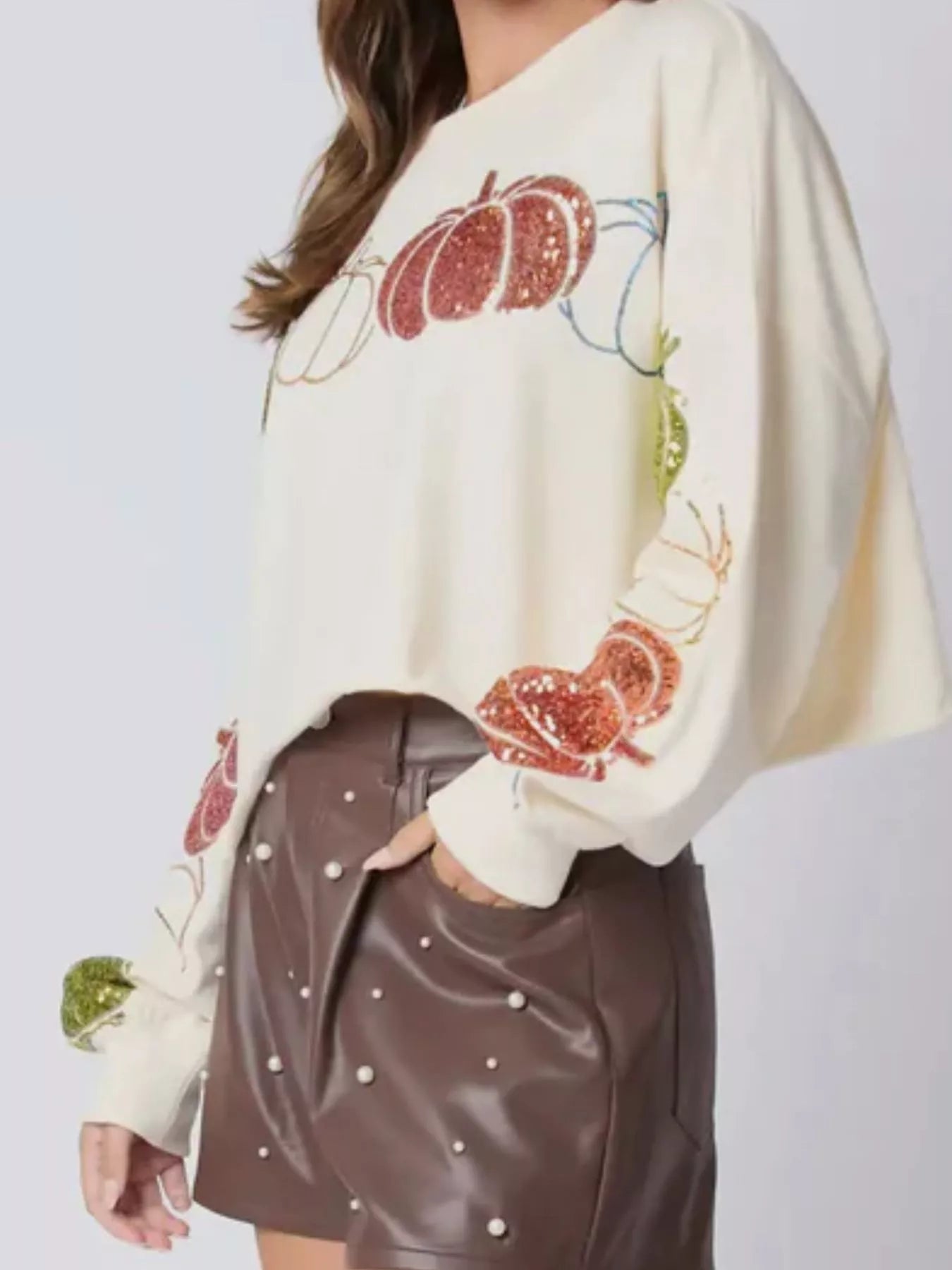 Sequined Pumpkin Halloween Crop Sweatshirt OutfitFlow