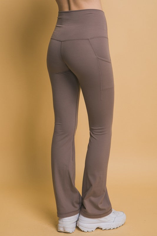 Outfit Flow - Love Tree High Waist Flare Active Leggings with Side Pockets