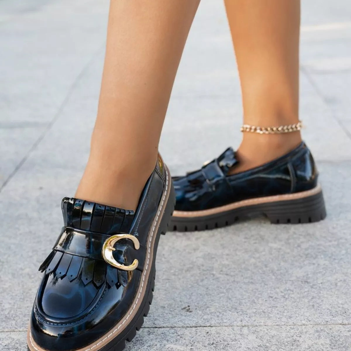 Round Toe Platform Loafers Trendsi