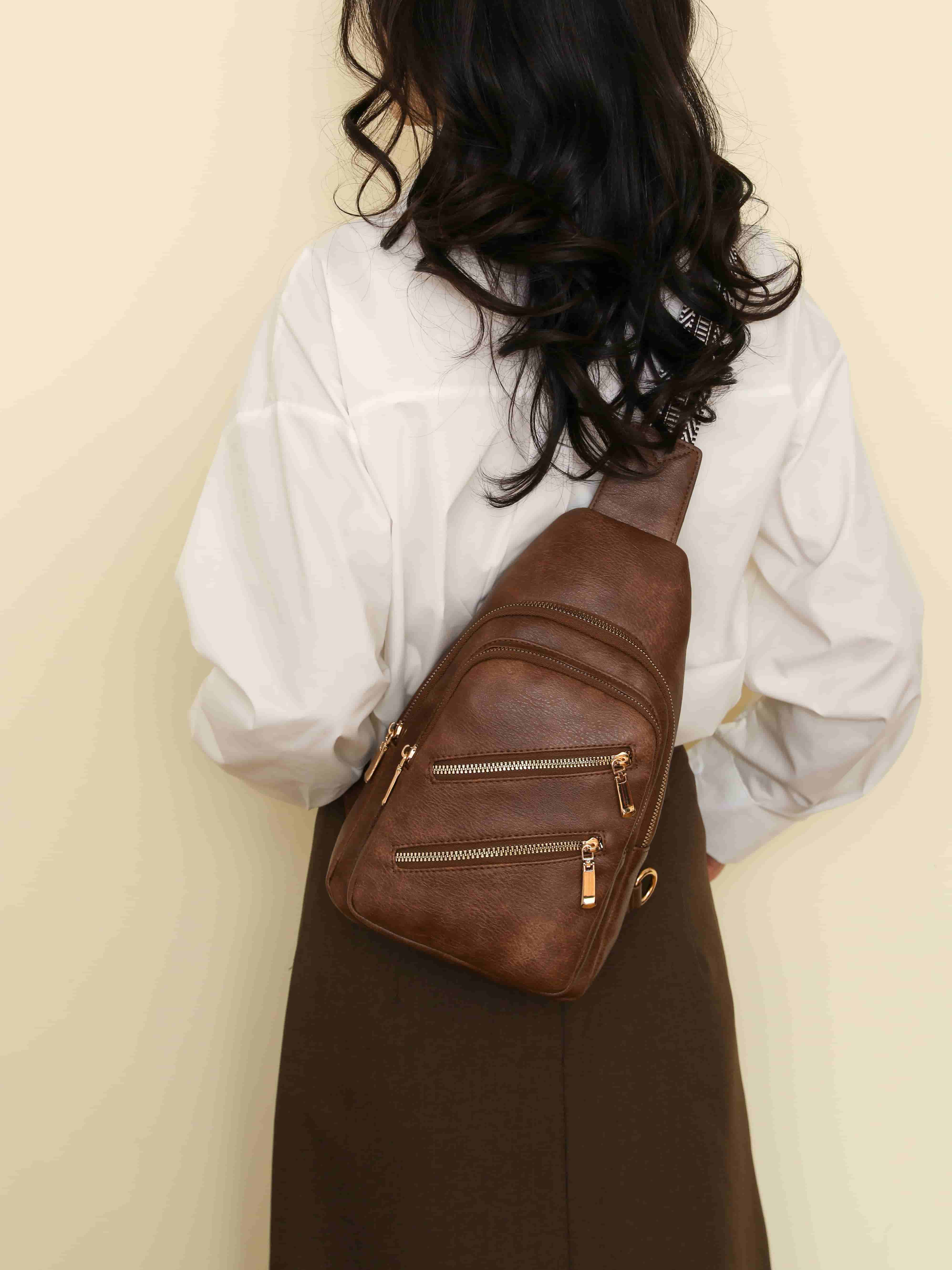 Outfit Flow - PU Leather Adjustable Strap Sling Bag