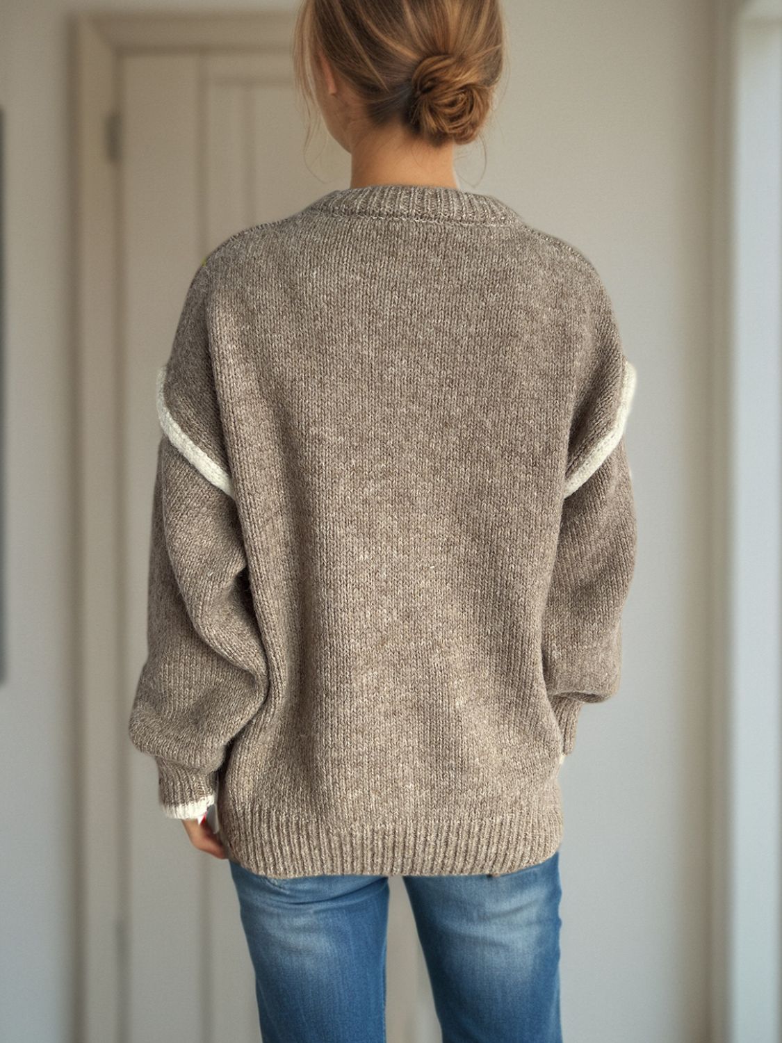 Contrast Trim Round Neck Dropped Shoulder Sweater