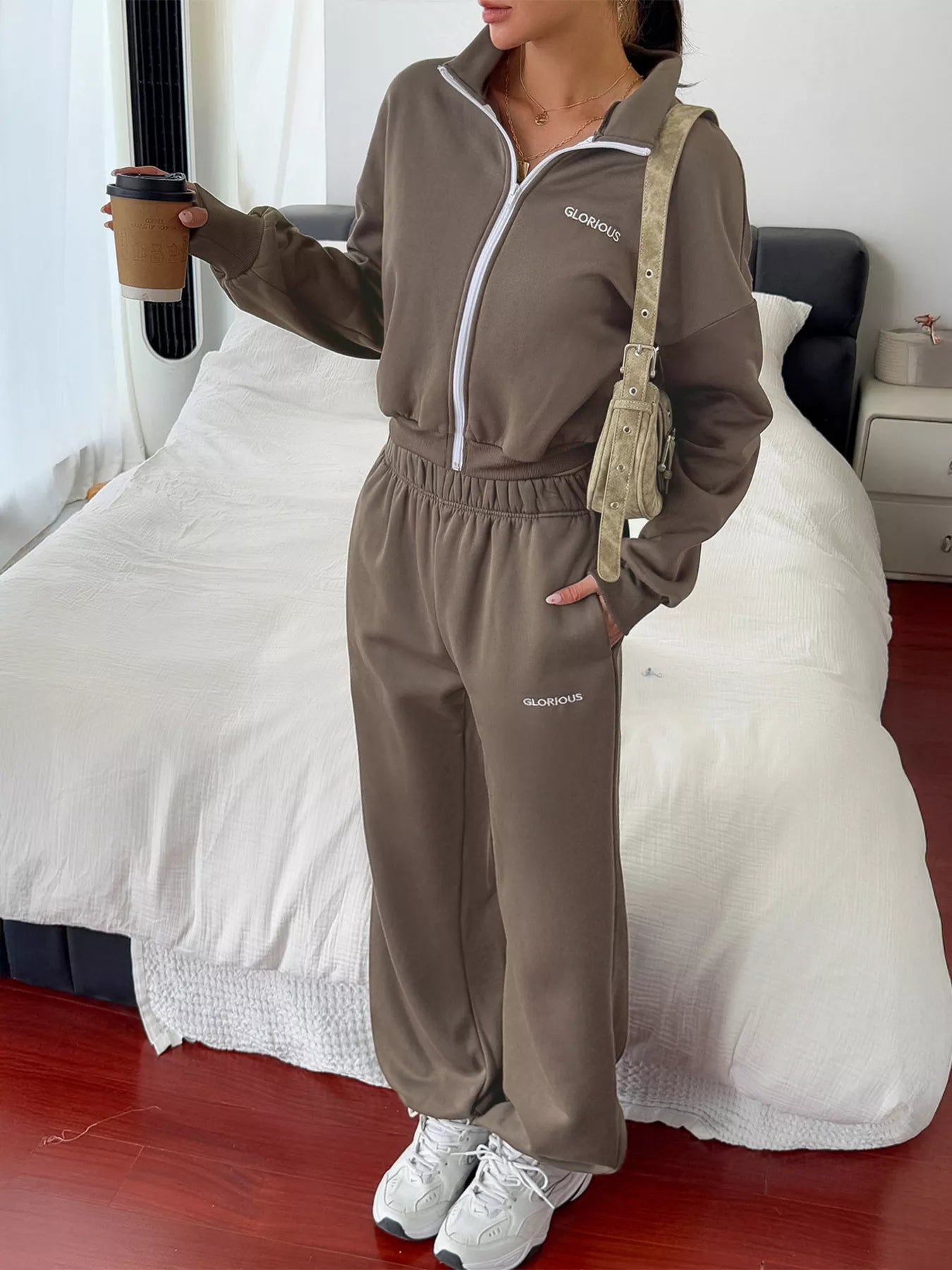 Casual Zipper Front Sweatshirt & Drawstring Pants Set OutfitFlow