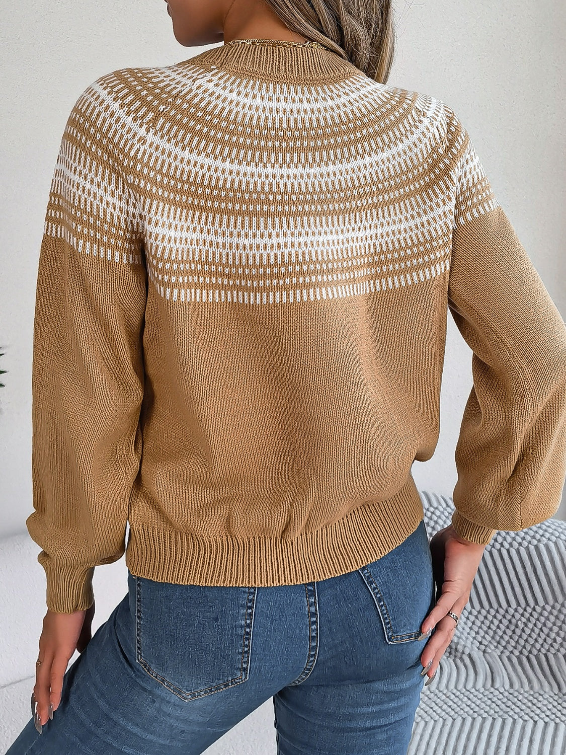 Outfit Flow - Contrast Round Neck Long Sleeve Sweater