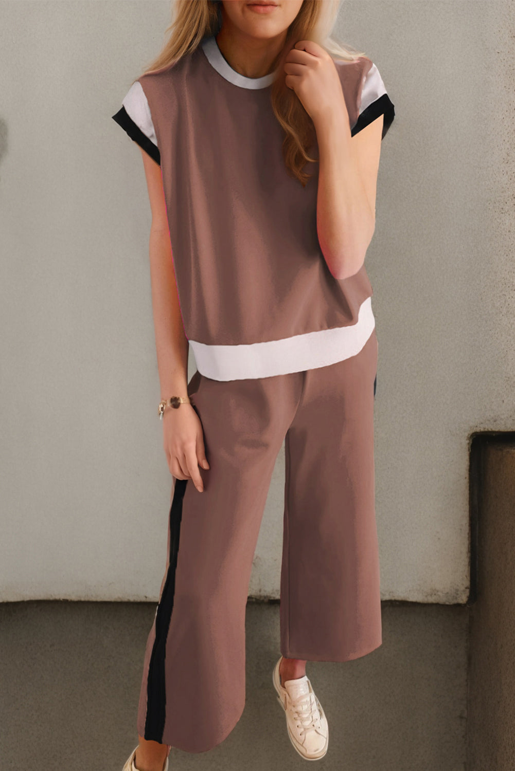 Outfit Flow - Contrast Round Neck Top and Pants Set