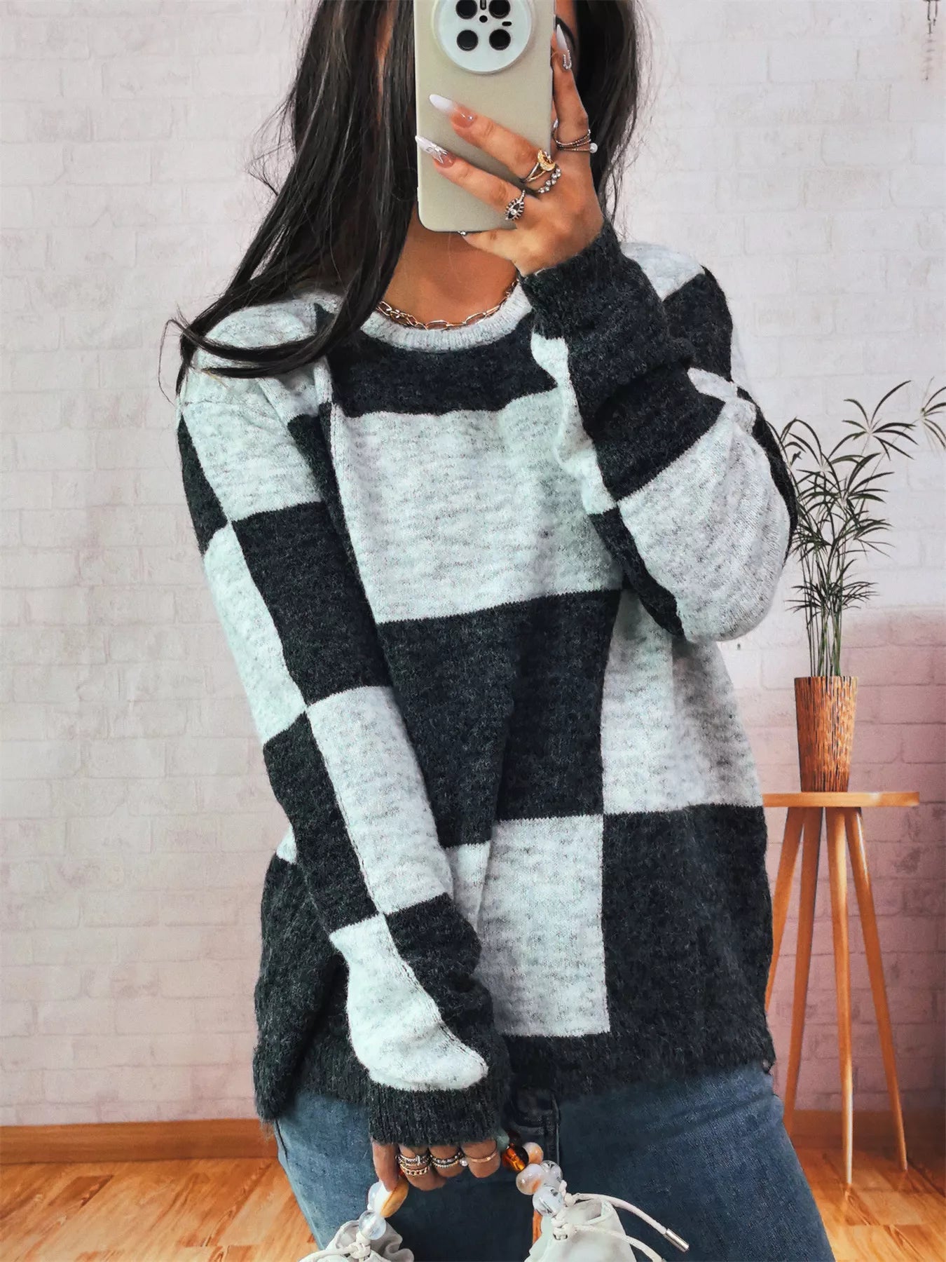 Color Block Round Neck Sweater OutfitFlow