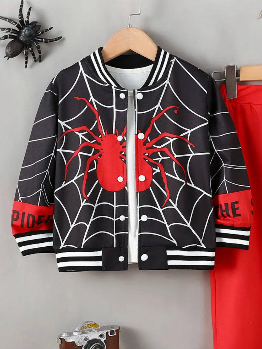 Spider Baseball Collar Top and Pants Set OutfitFlow