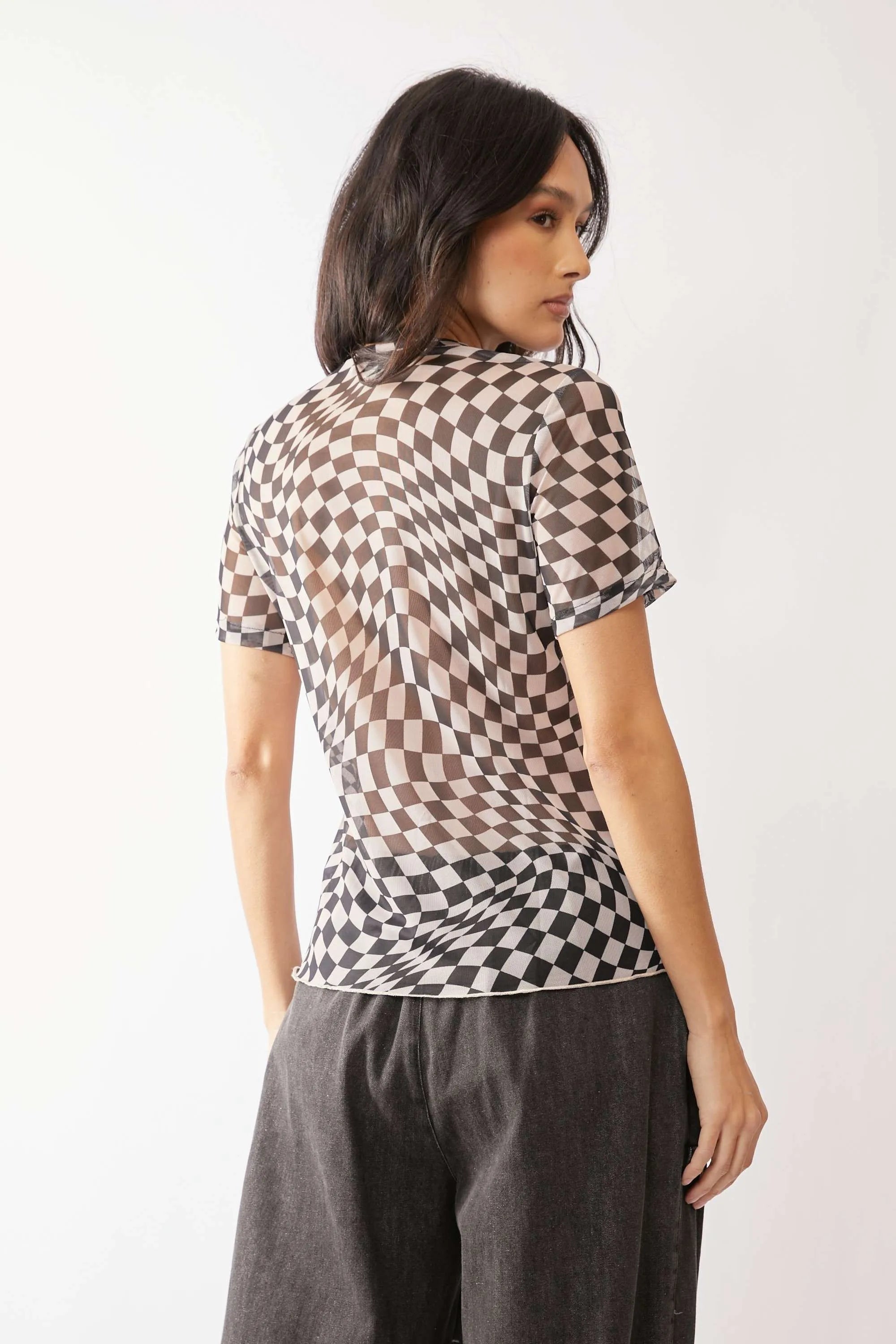 Davi & Dani Checker Board Printed Mesh Short Sleeve Top OutfitFlow