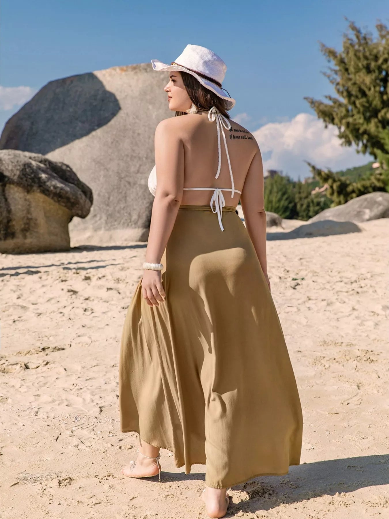 Plus Size High-Low Skirt with Tie Detail OutfitFlow