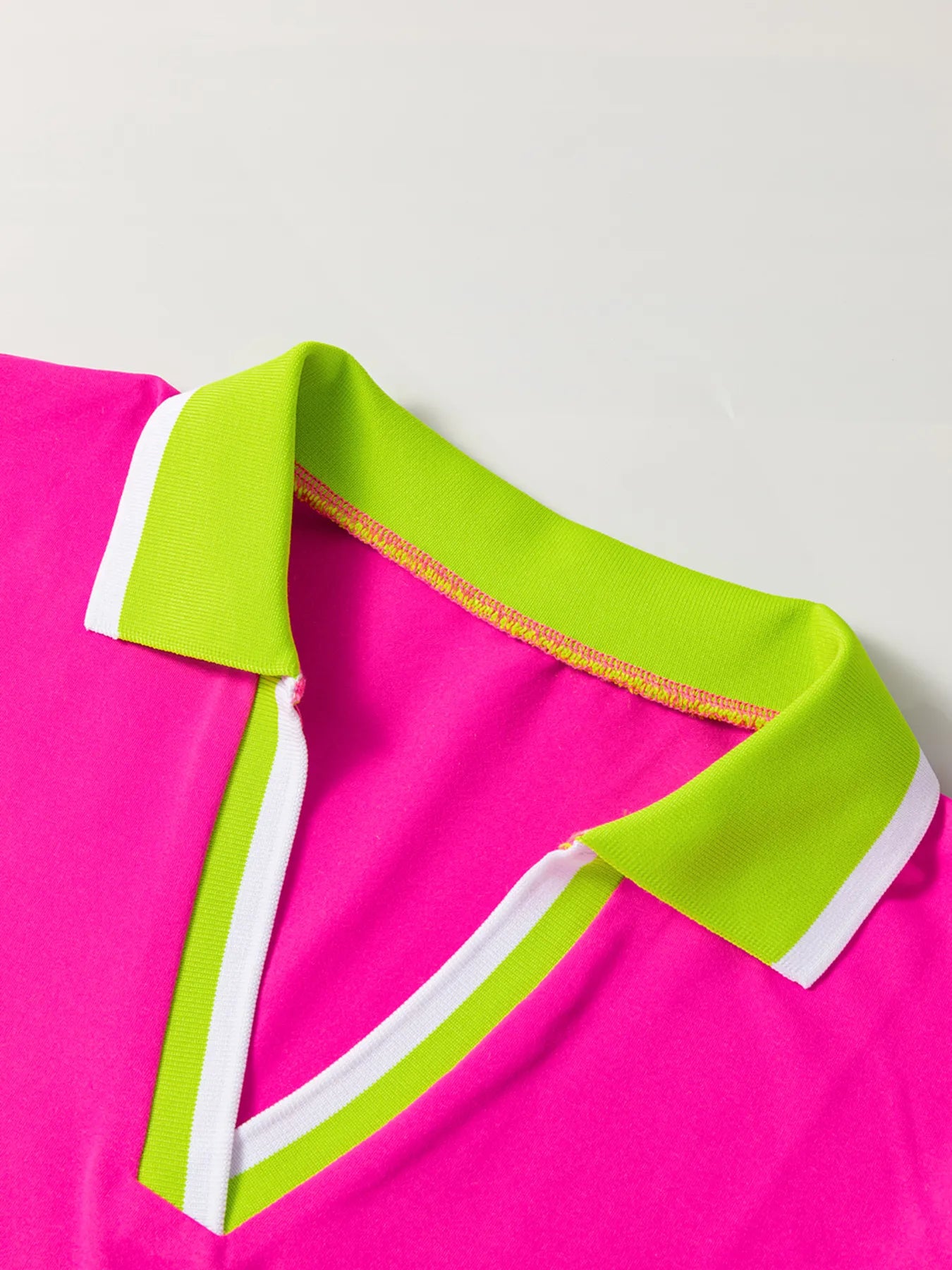 Contrast Trim Short Sleeve T-shirt Dress OutfitFlow