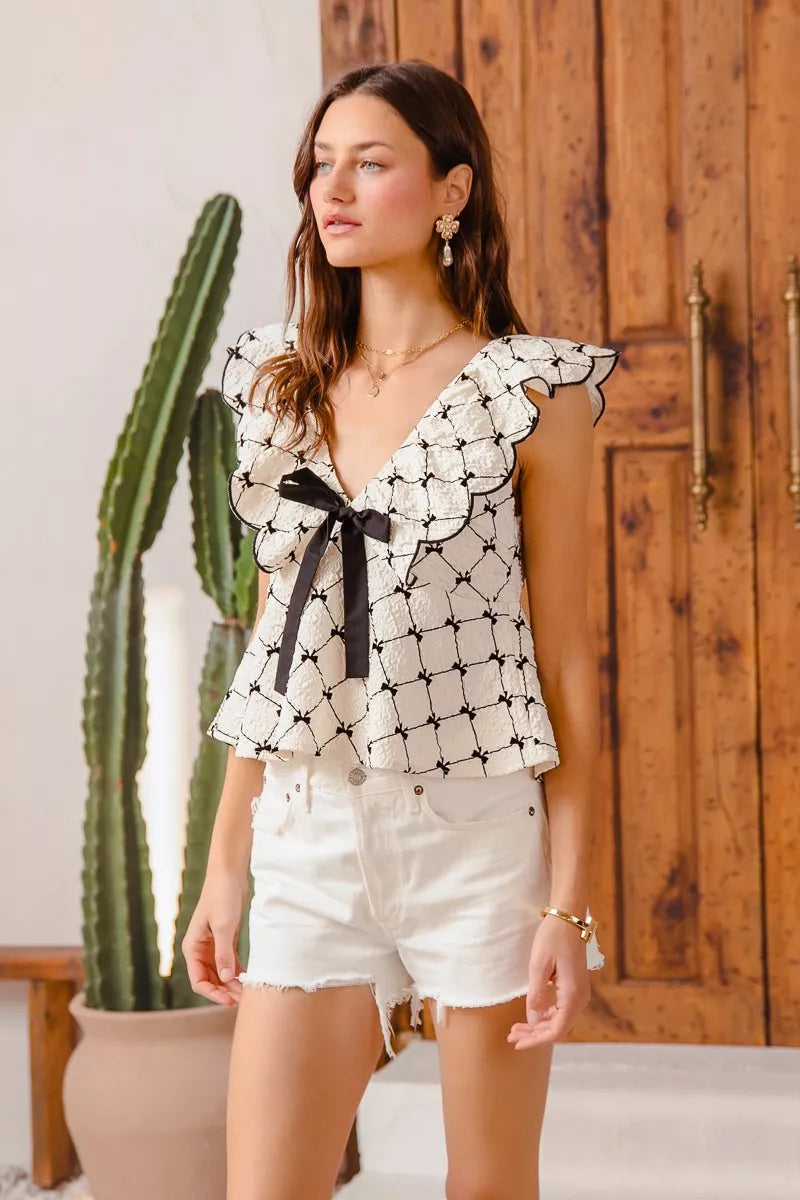 SO ME Bow Texture Jacquard Woven Top with Scallop and Tie Trendsi