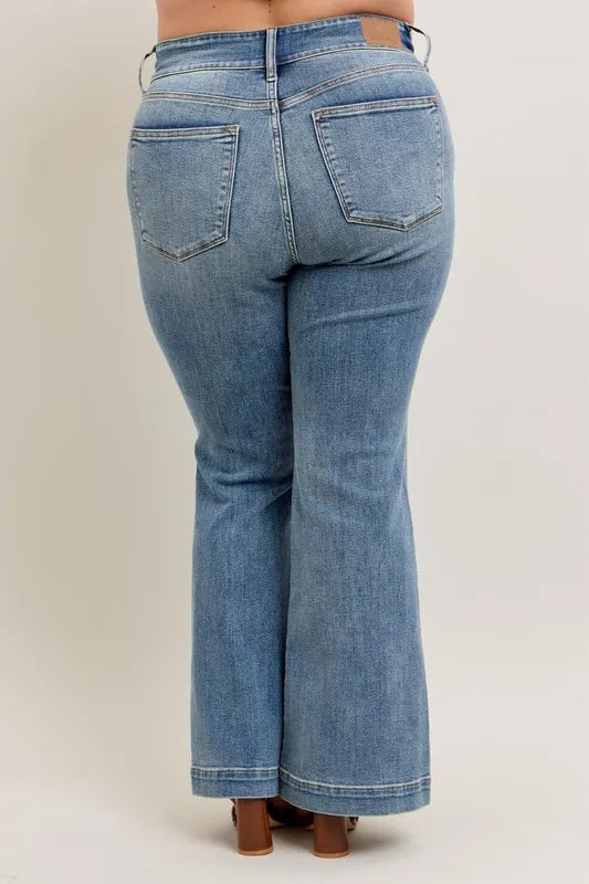 Judy Blue Full Size High-Waist Flare Denim Jeans with Front Seam Detail Plus Size OutfitFlow