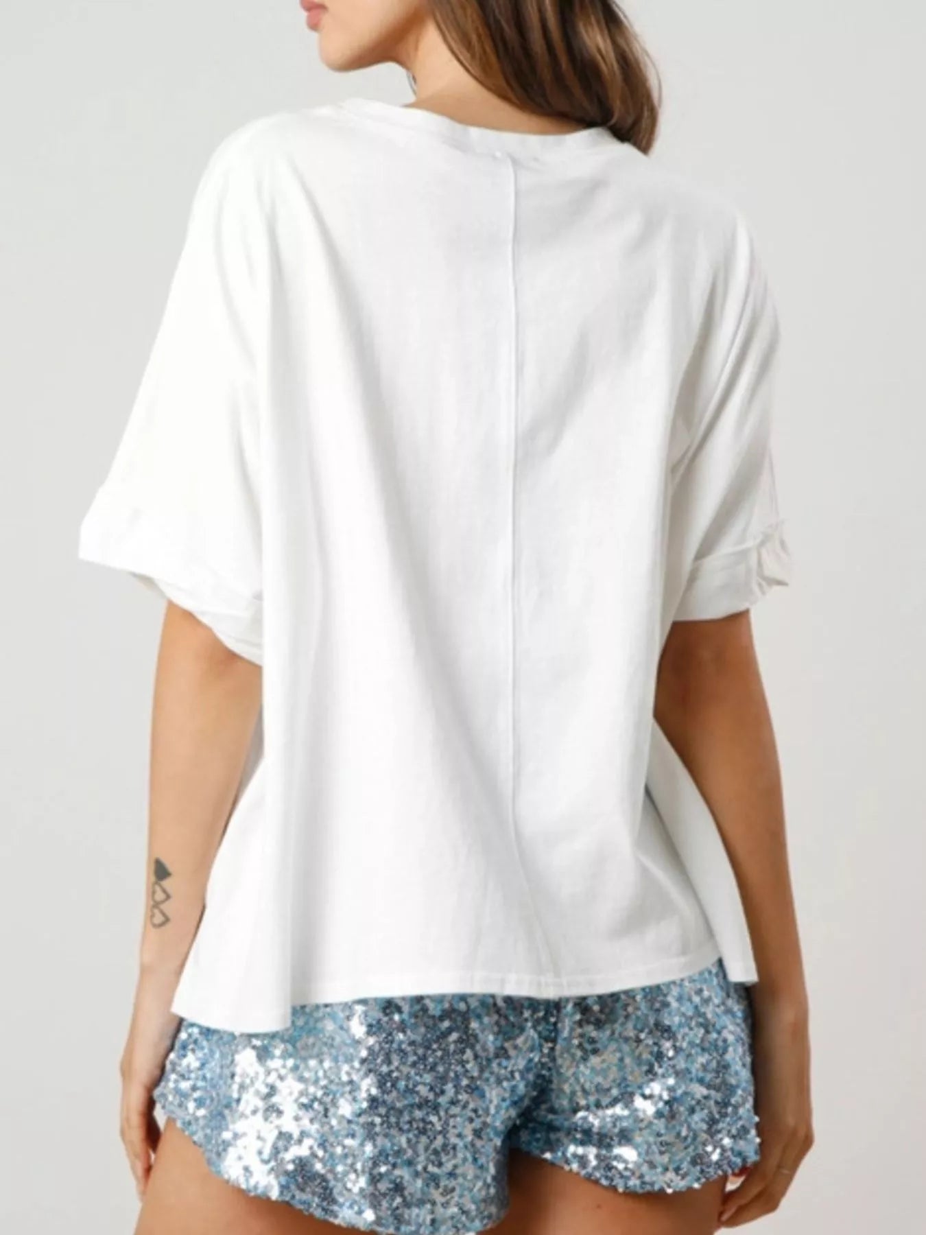 Sequin Tiger Round Neck T-Shirt OutfitFlow