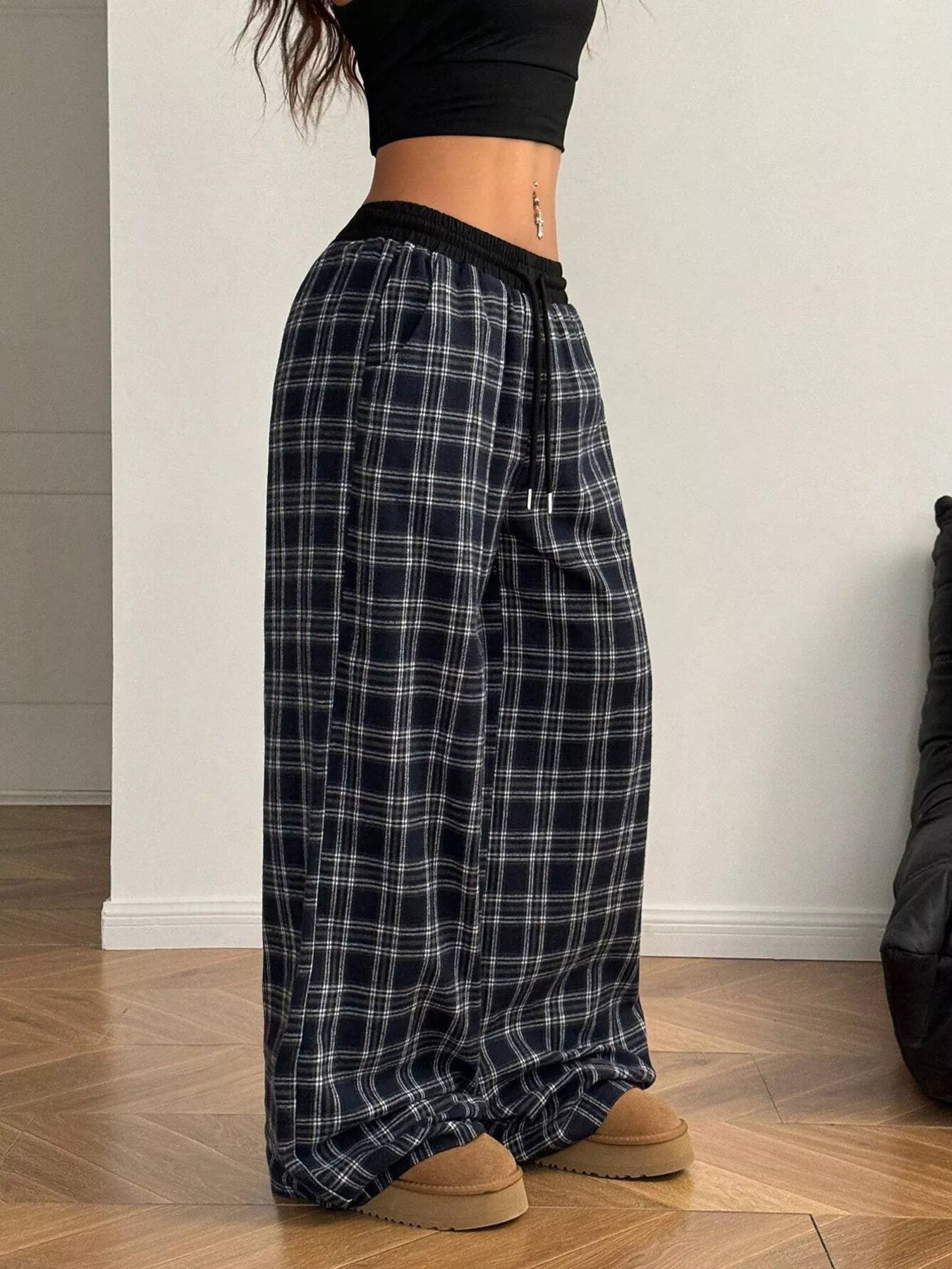 Plaid Wide-Leg Pants with Elastic Waistband OutfitFlow