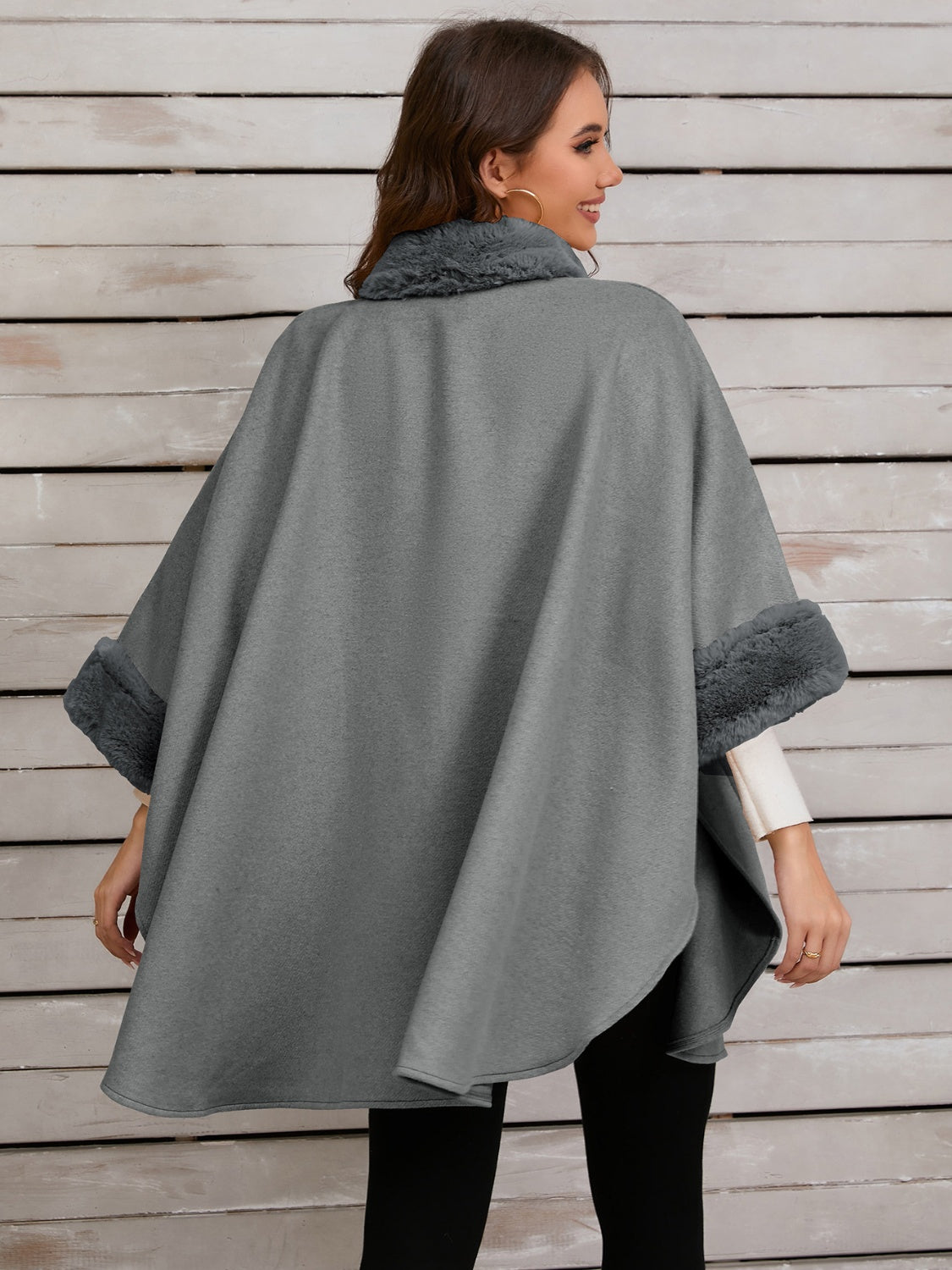 Outfit Flow - Fuzzy Trim Long Sleeve Poncho