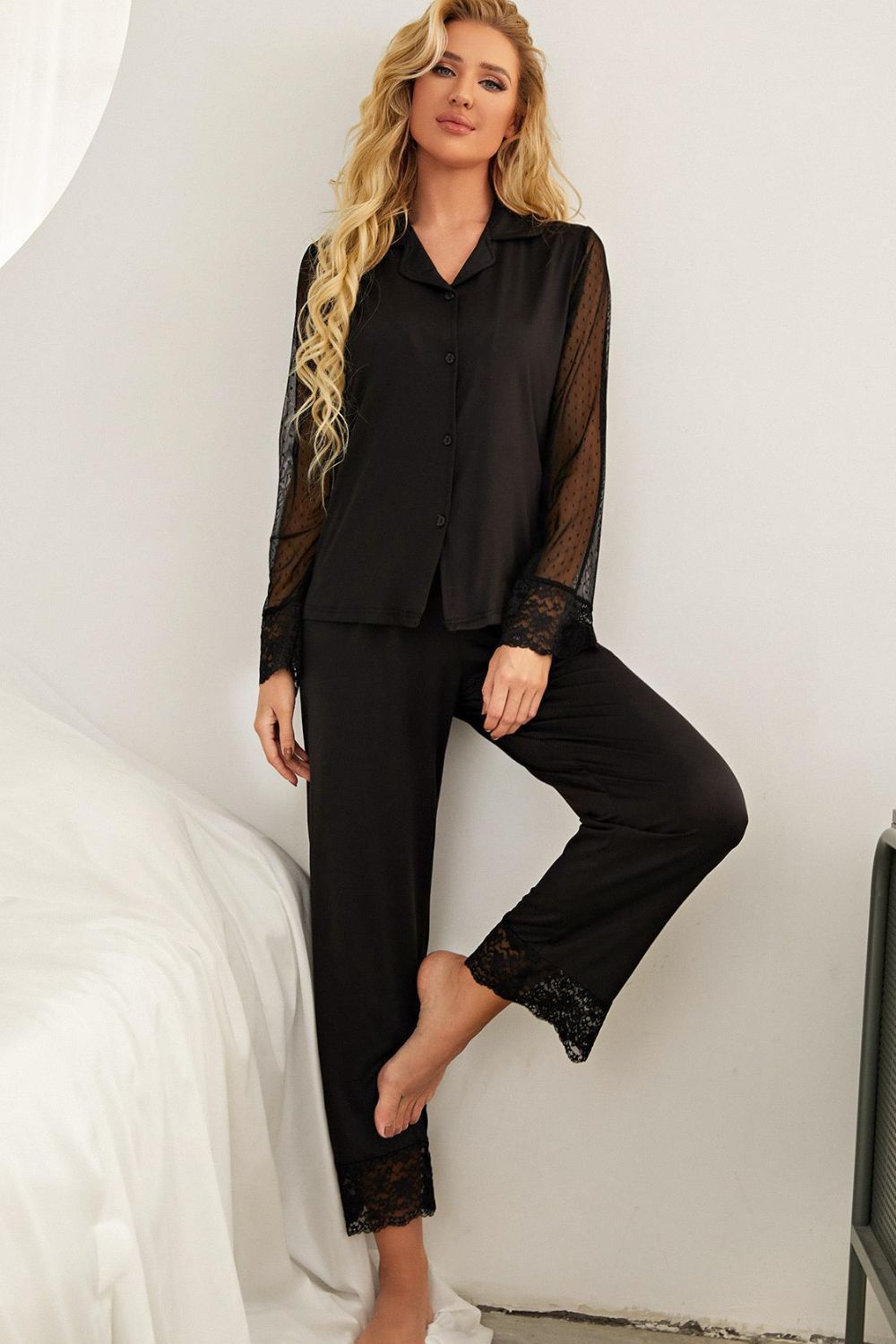 Outfit Flow - Spliced Lace Lapel Collar Pajama Set