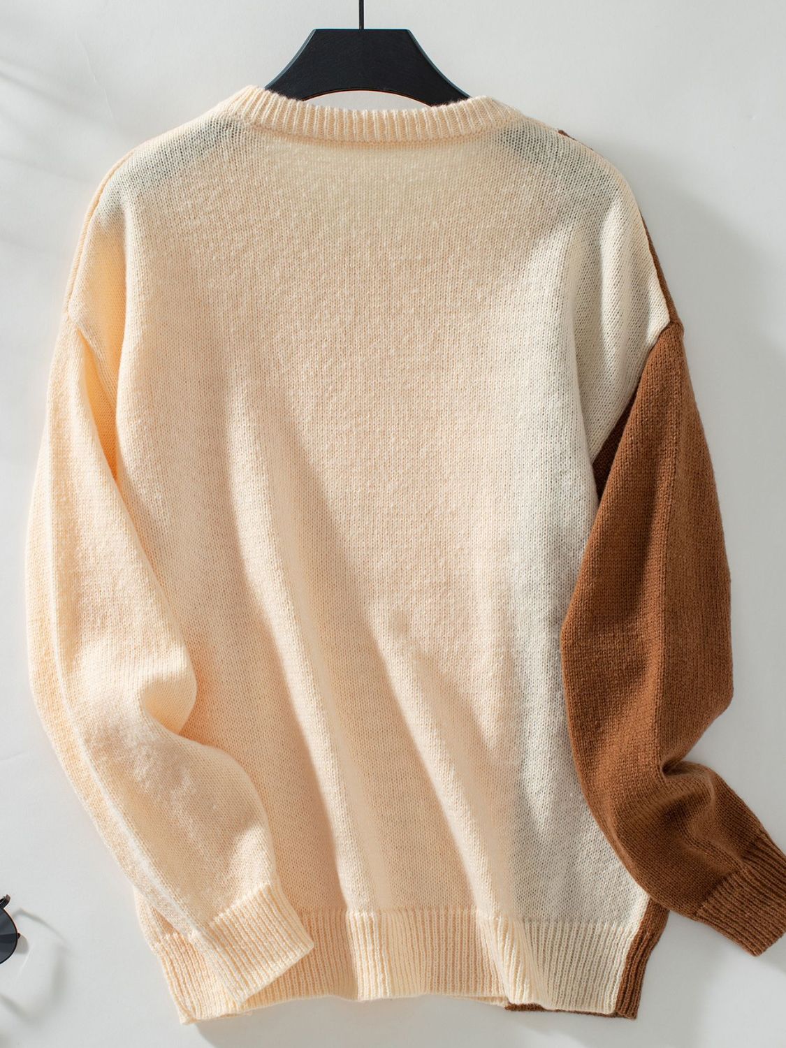 Outfit Flow - Two Tone Cable Knit Round Neck Long Sleeve Sweater