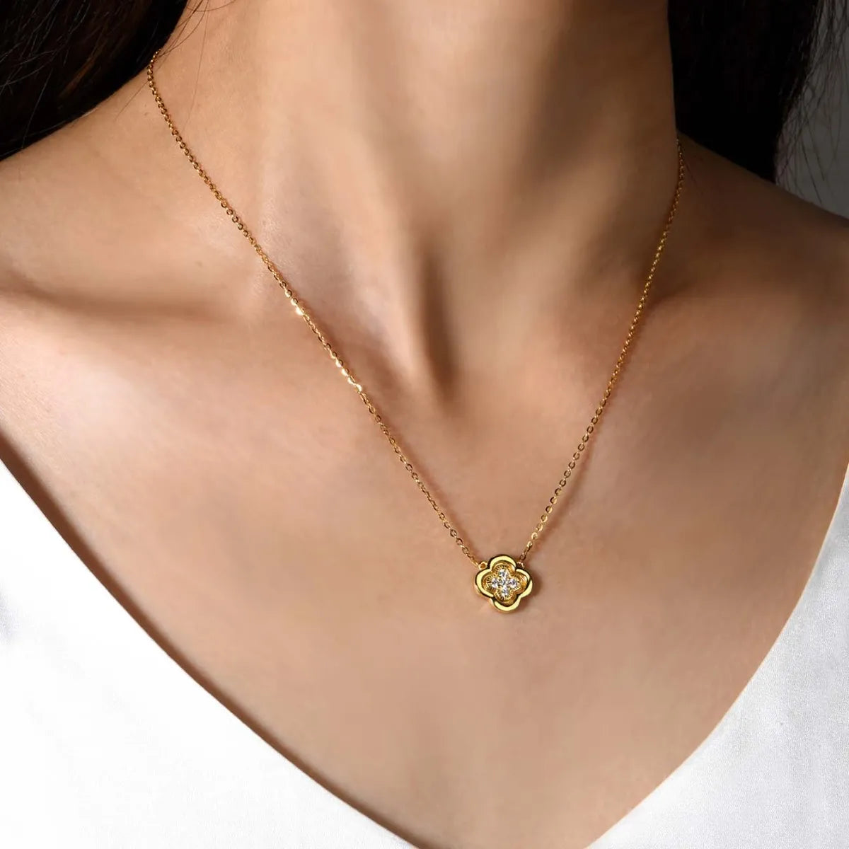 925 Sterling Silver Moissanite Leaf Clover Necklace OutfitFlow