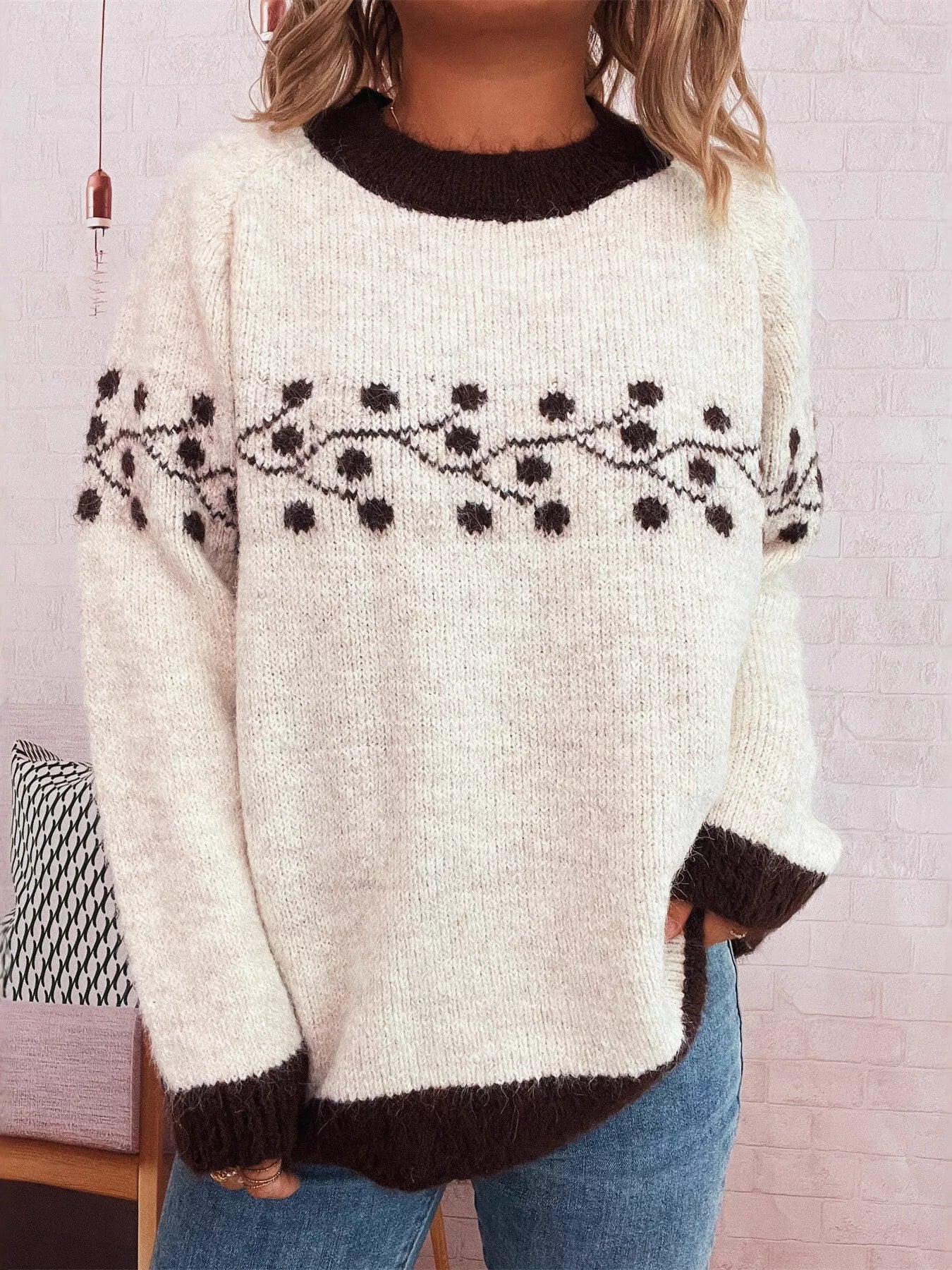 Contrast Hem Round Neck Sweater OutfitFlow